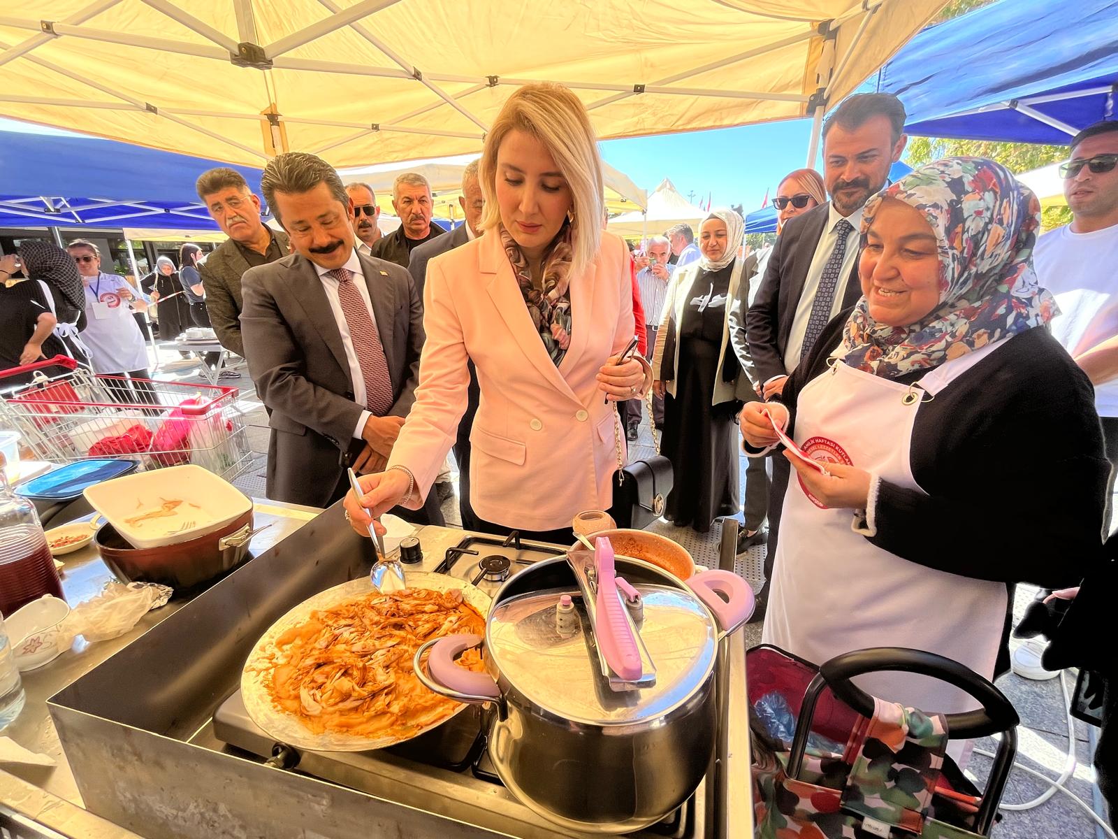 Ahilik Haftası’nda Yöresel Lezzetler Yarıştı (17)