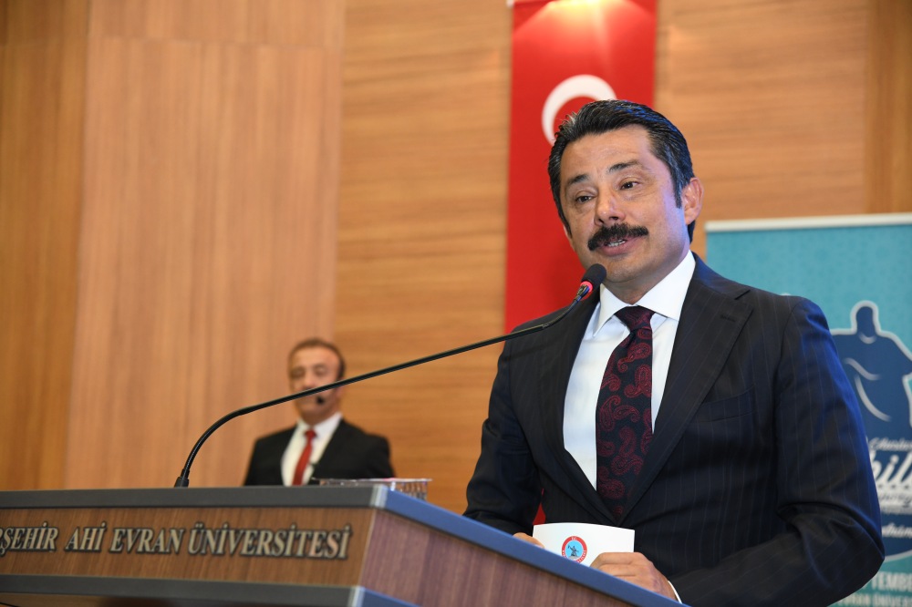 Ahilik Sempozyumu Düzenleniyor (6)