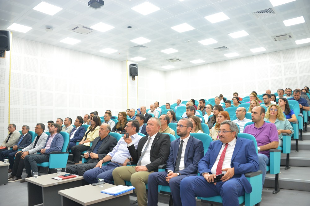 Akademik Kalite Masaya Yatırıldı2