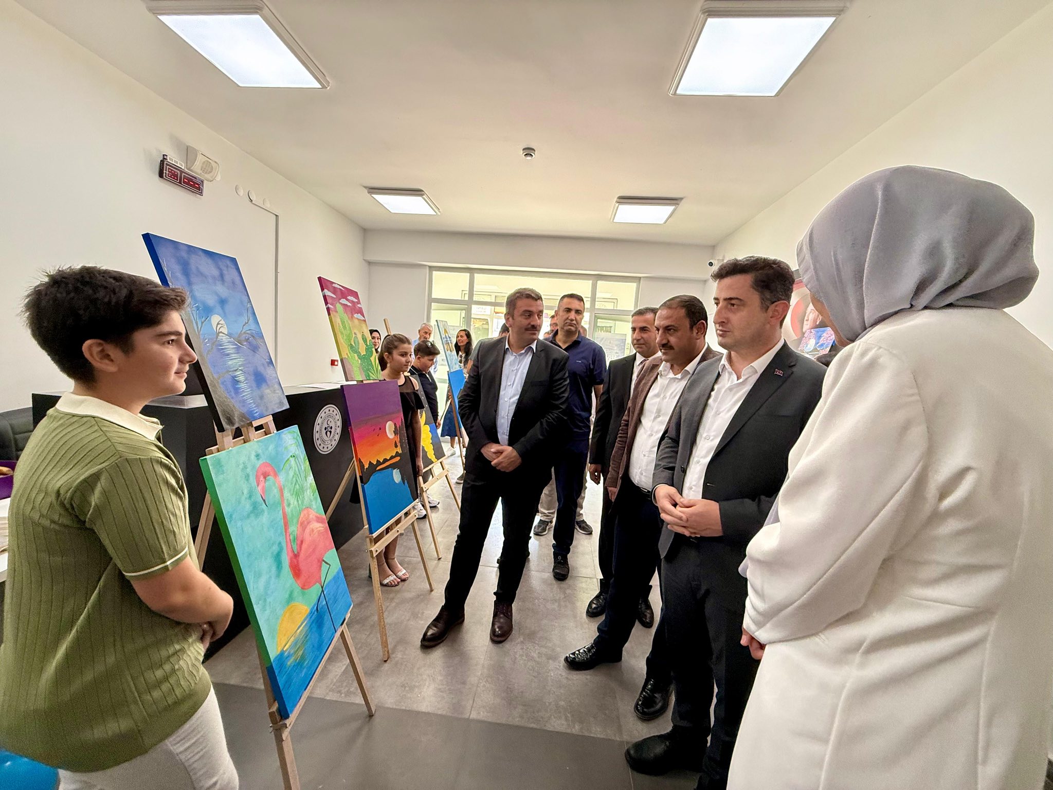 Çiçekdağı’nda Gençlerden Renkli Dokunuş1