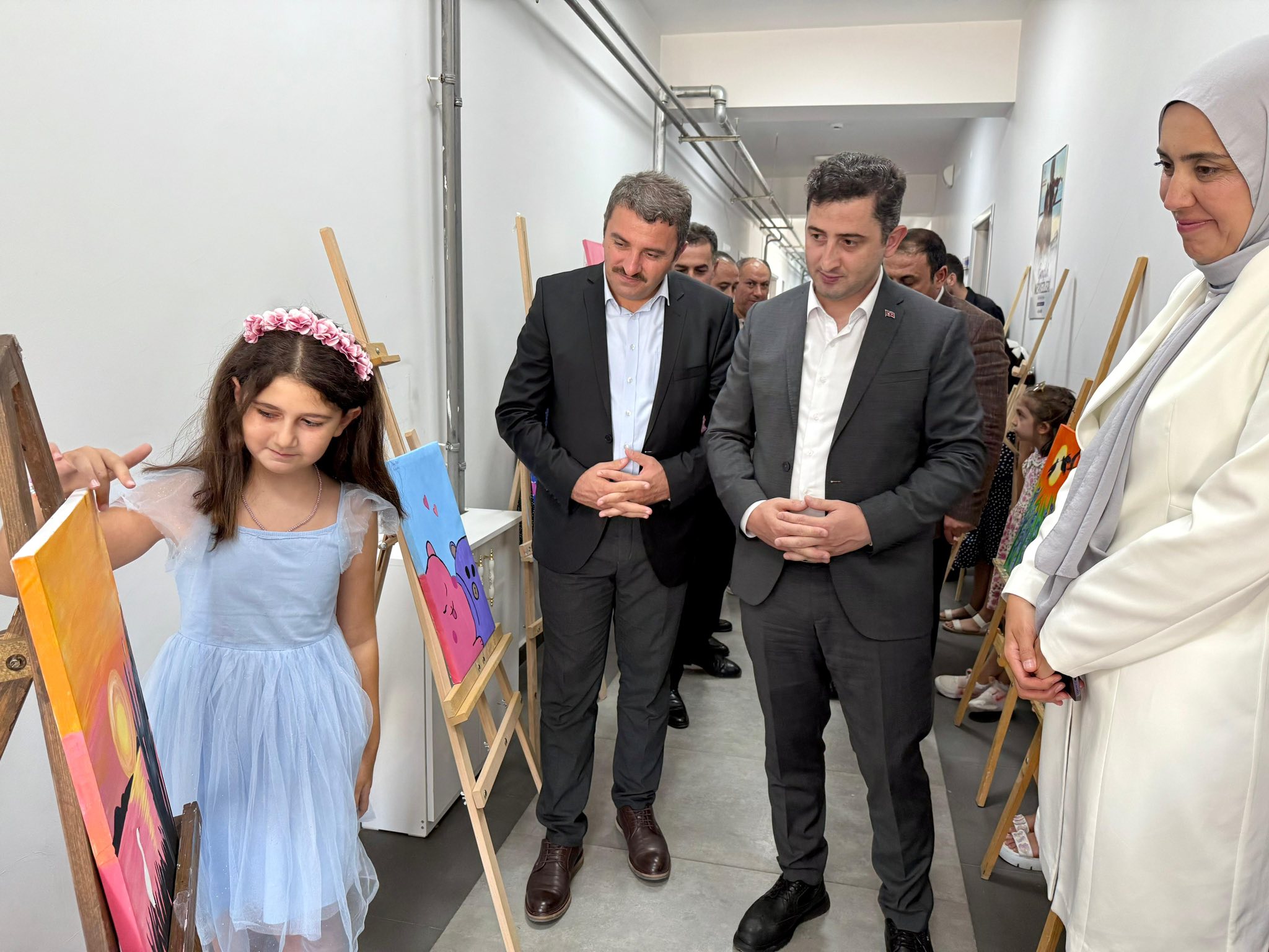 Çiçekdağı’nda Gençlerden Renkli Dokunuş3