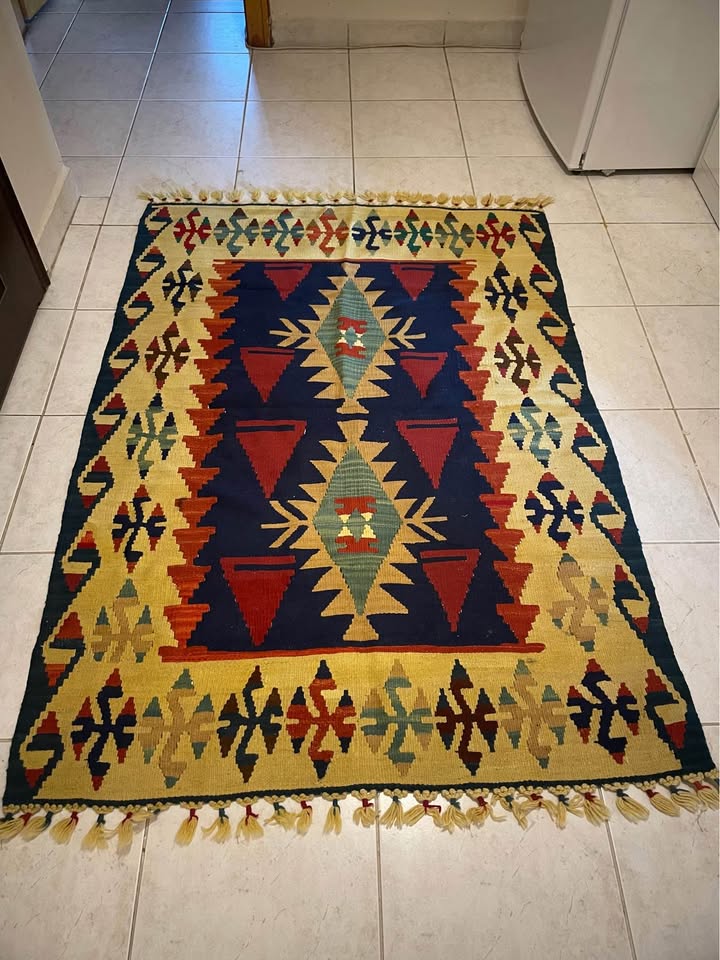 El Dokuma Kilim