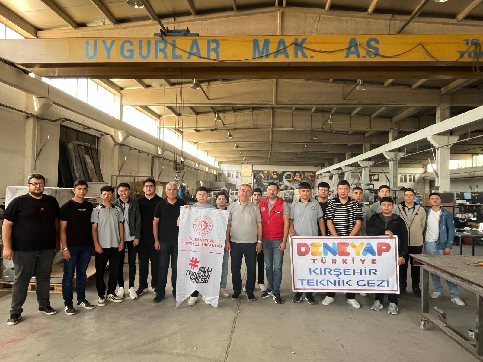 Gençler Üretim Hatlarını Keşfetti