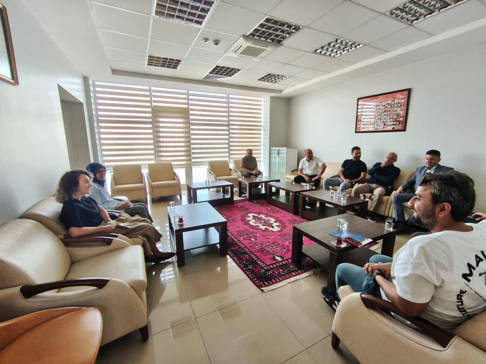 Gençler Ve Toplum Için Yeni Iş Birliği Adımı1