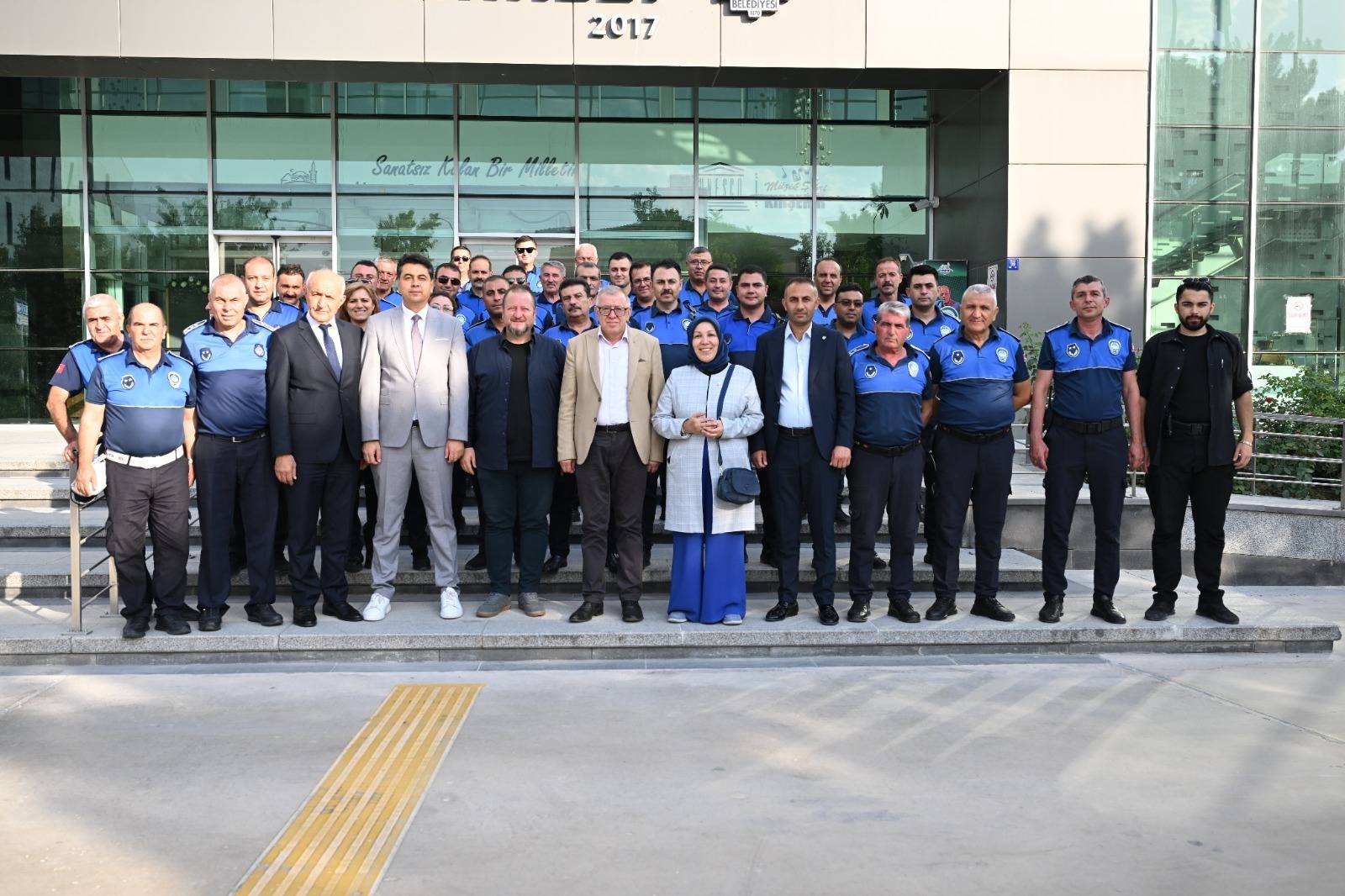 İki Şehir, Ortak Adım1
