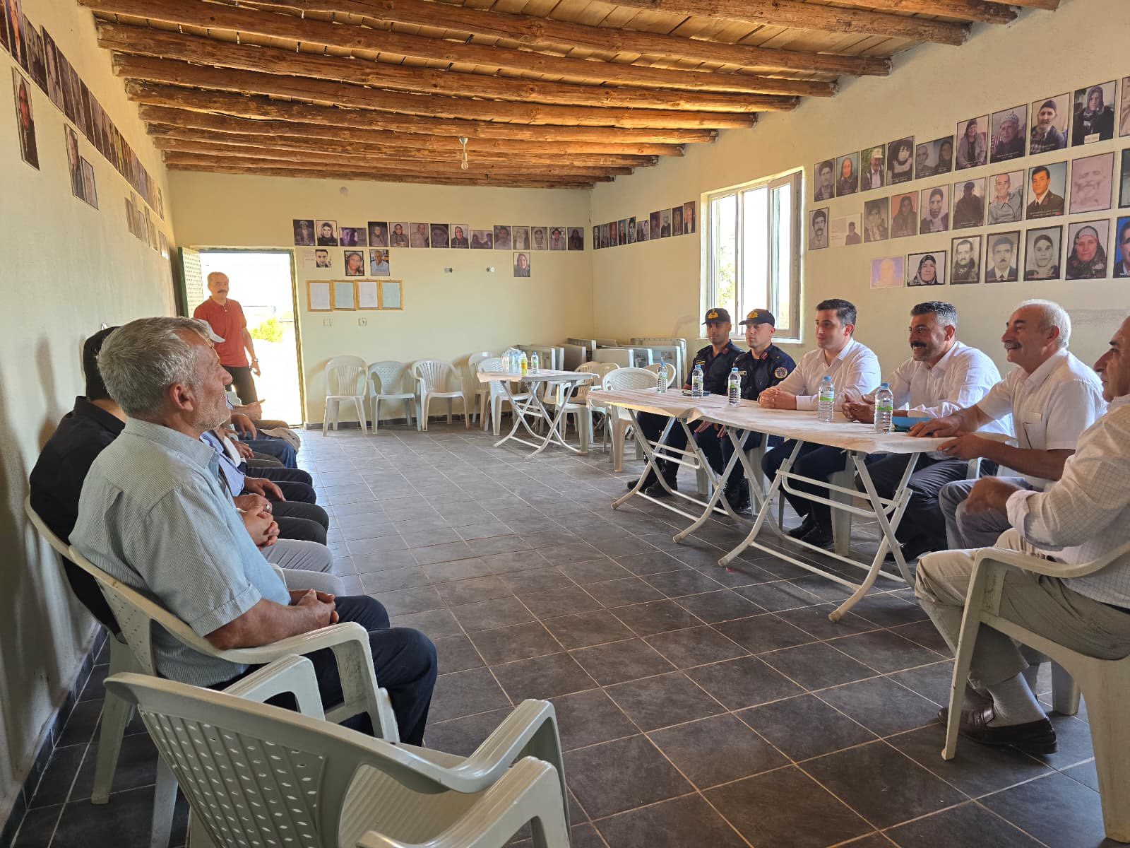 Kaymakam Görmüş Vatandaşlarla Buluştu1