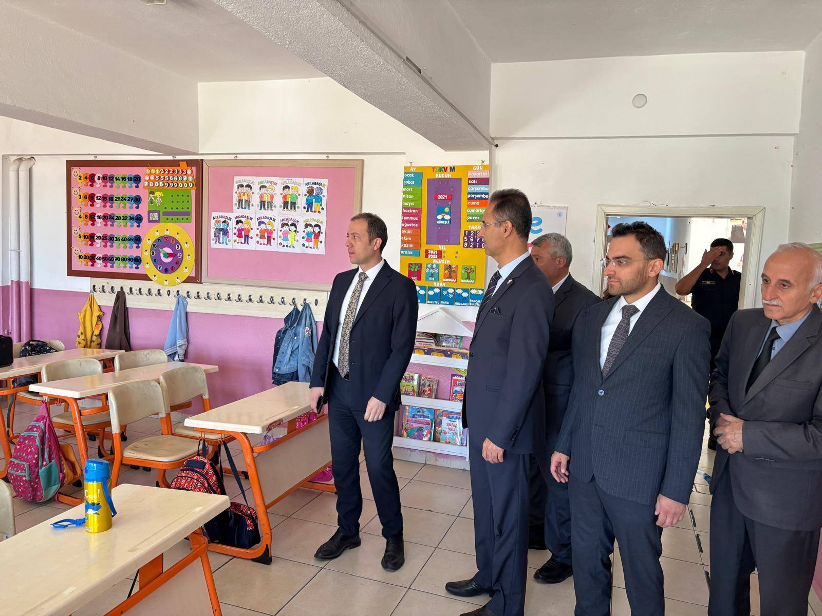 Kaymakam Tok, Eğitim Coşkusuna Ortak Oldu8