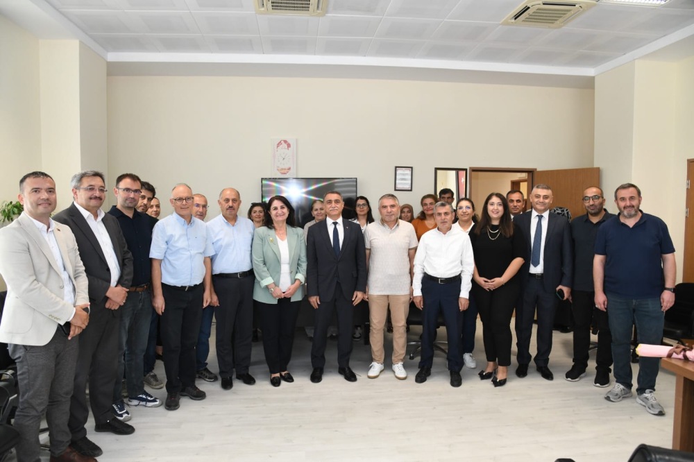 Kırşehir Ahi Evran Üniversitesi Sosyal Bilimler Yüksekokulu’nda Bayrak Değişimi2