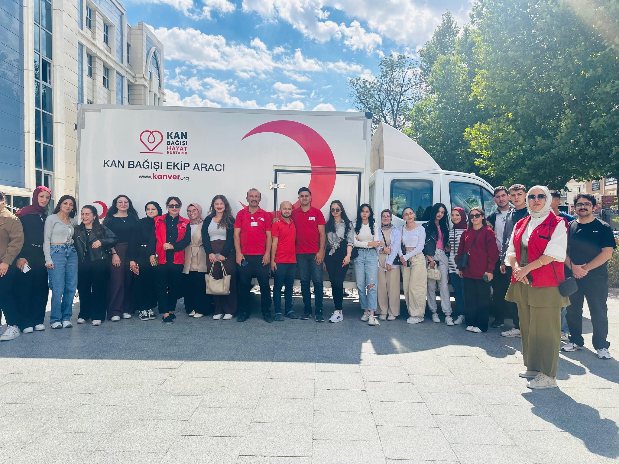 Kırşehir Gençlik Merkezlerinden Masum Bir Gülüşe Büyük Destek1