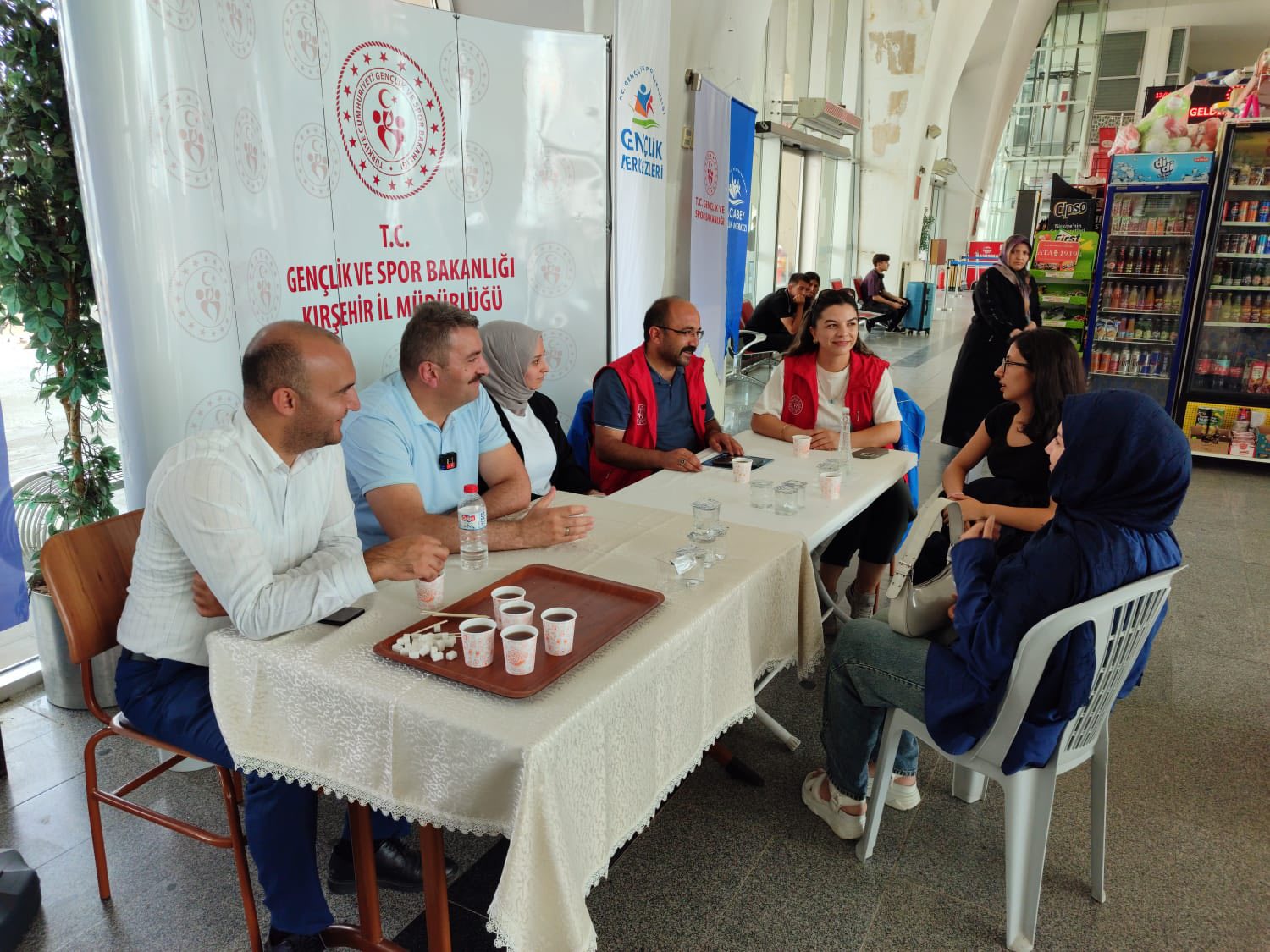 Kırşehir Gençlik Ve Spor İl Müdürlüğü, Öğrencilerin Ilk Adımlarında Yanında