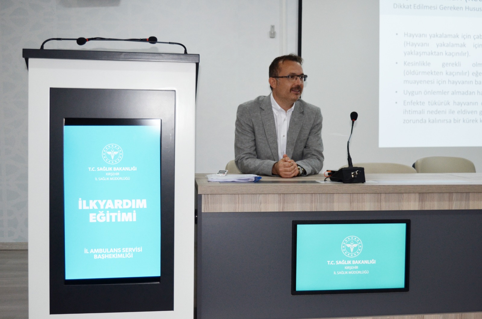 Kırşehir’de Sağlık Çalışanlarına Hayati İlkyardım Eğitimi Başladı-1