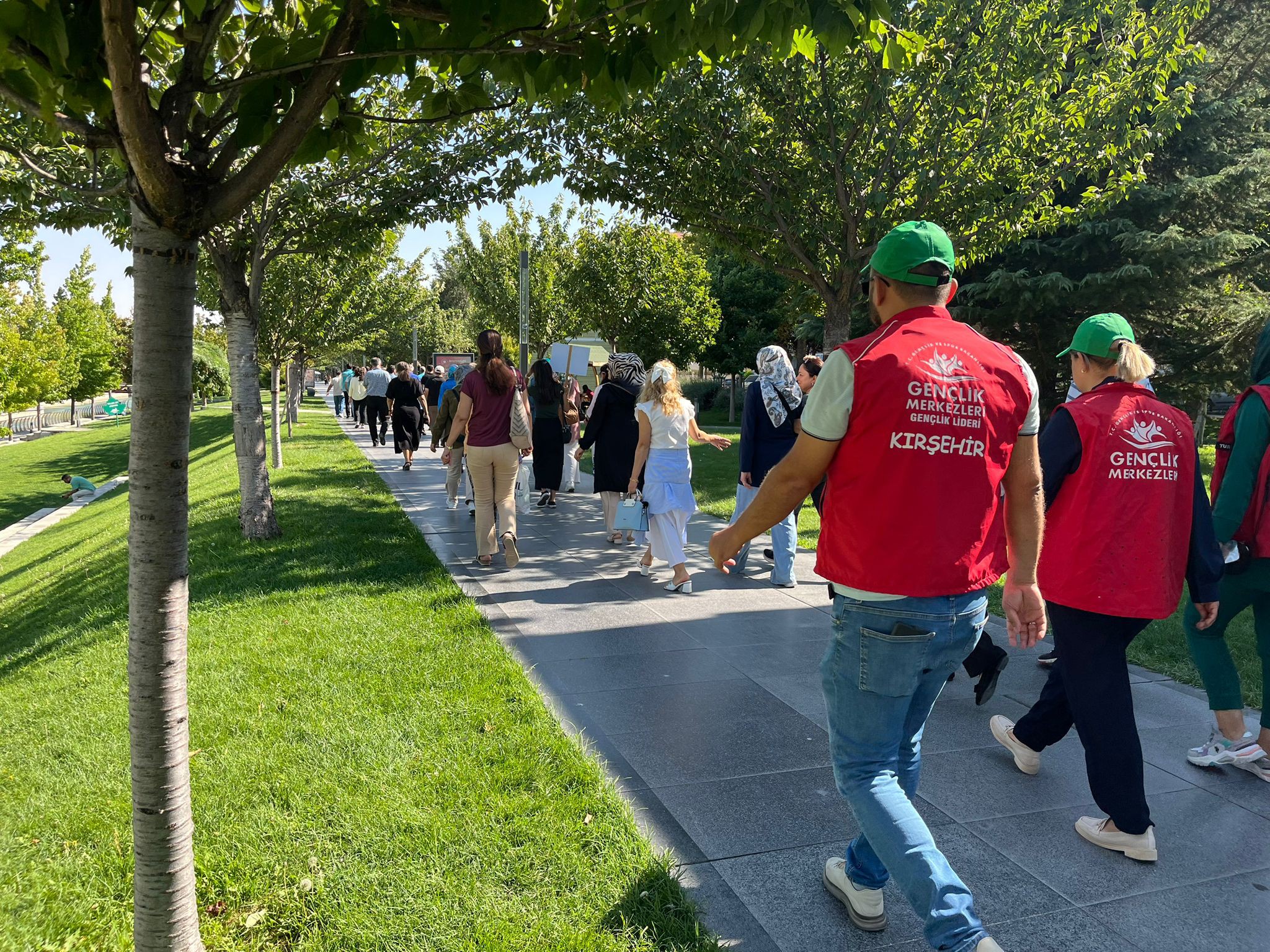 Kırşehir’de Sağlıklı Yaşam Yürüyüşüne Katıldılar2