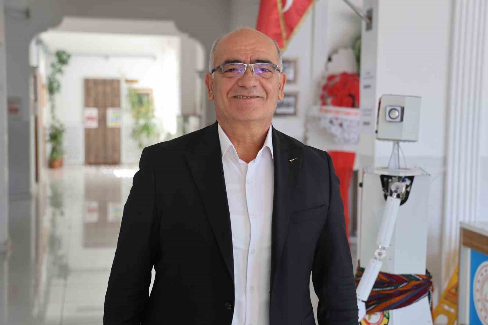 Minikler ‘Ahi Bot’la Dayanışmayı Öğreniyor1
