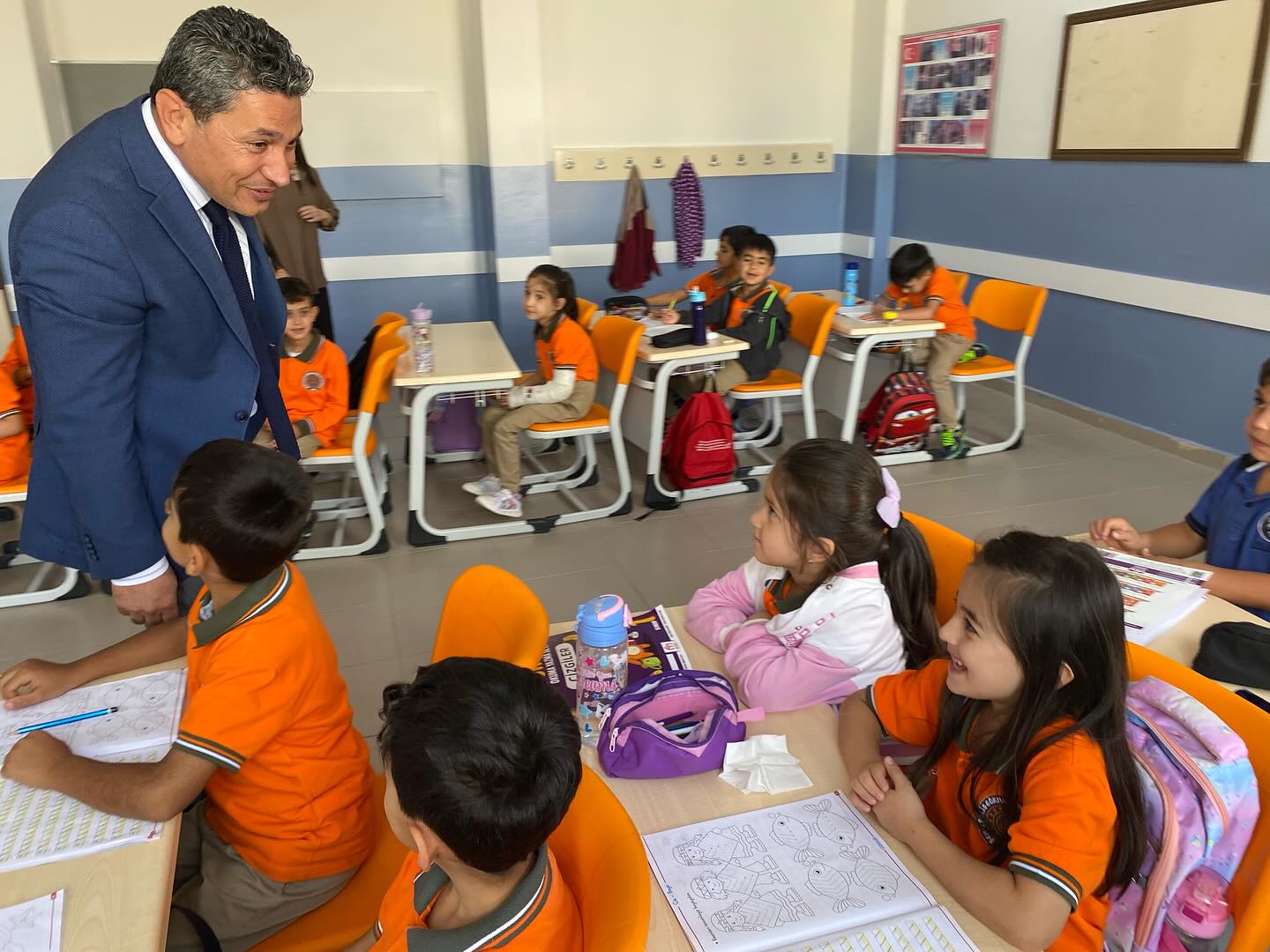 Pınar, Öğrencilerle Ve Öğretmenlerle Bir Araya Geldi