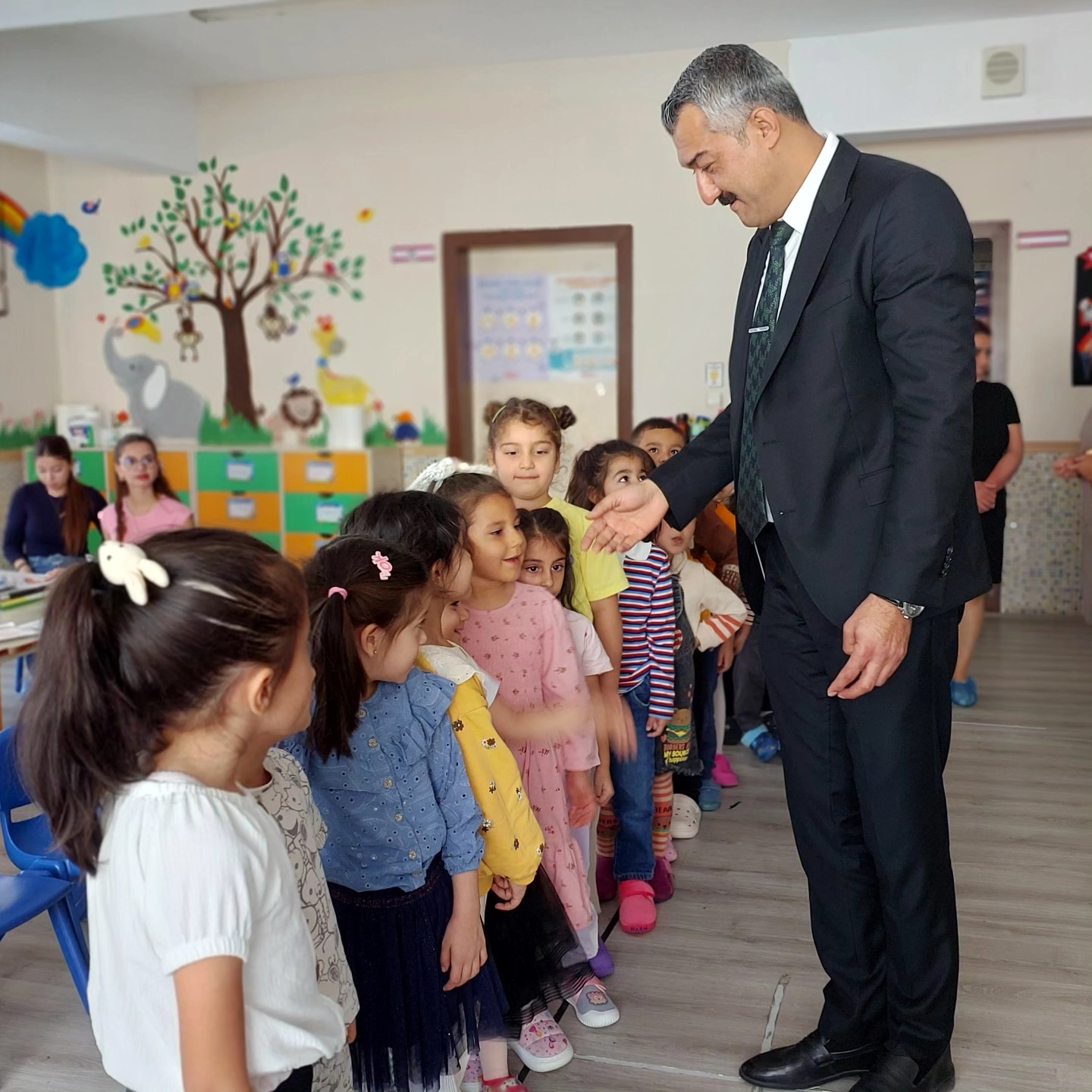 Sağlam, Öğrenciler Ve Öğretmenlerle Buluştu1