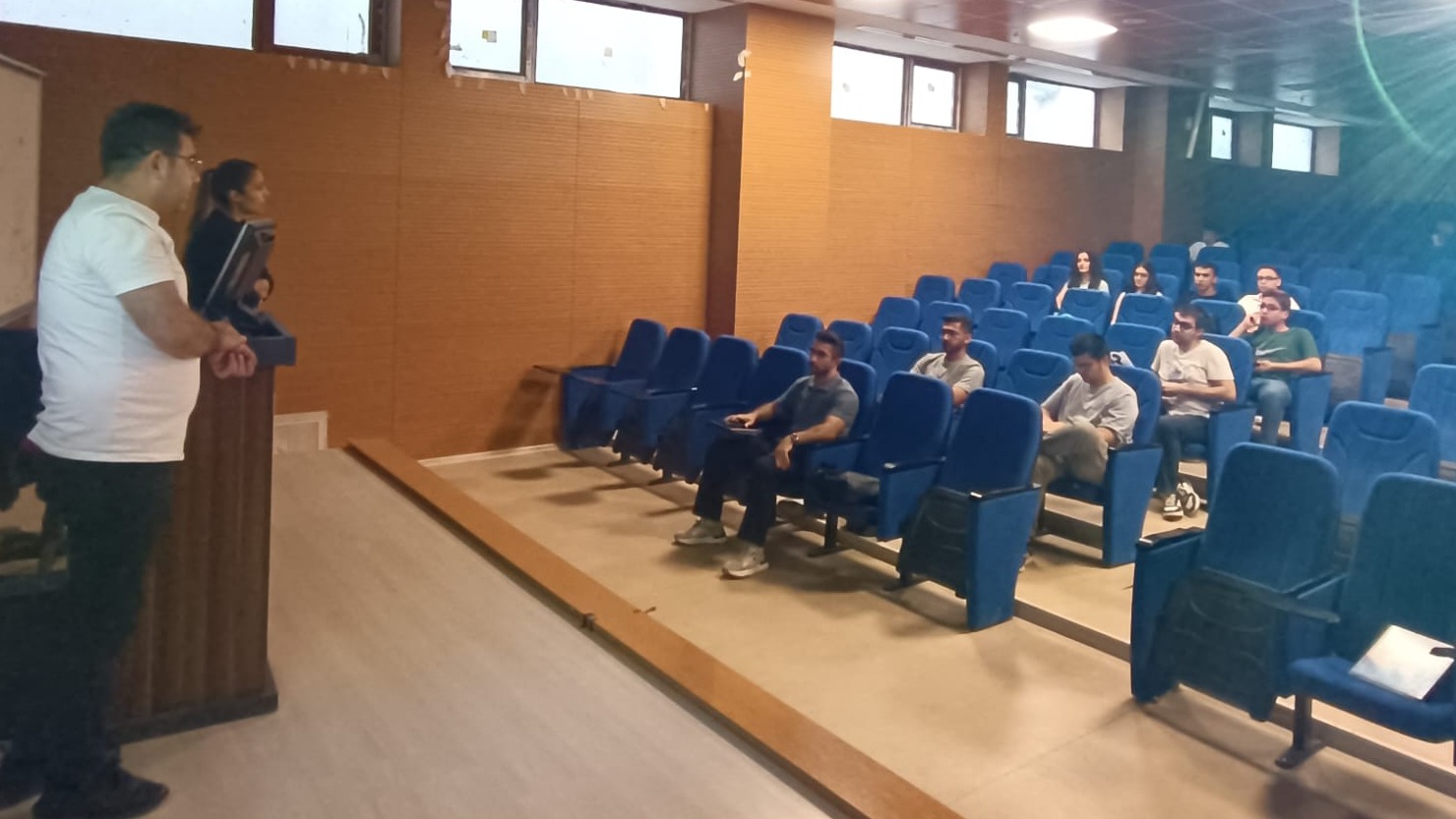 Tıp Fakültesi’nde Dekan Ve Öğrenciler Buluştu1