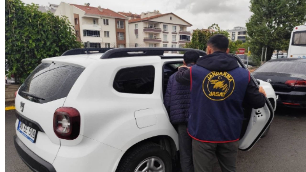 11 Ayrı Suçtan Aranan Firari Kırşehir’de Yakalandı 1 (1)