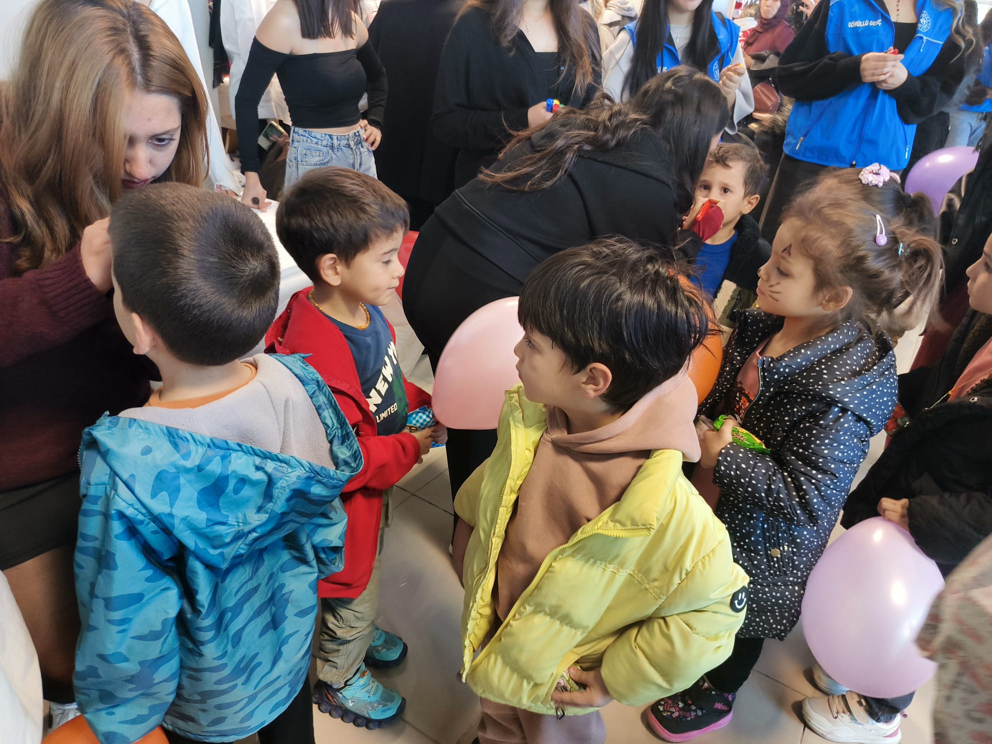 1B568051 1A64 4706 Be2F 1565Cc9Ed410