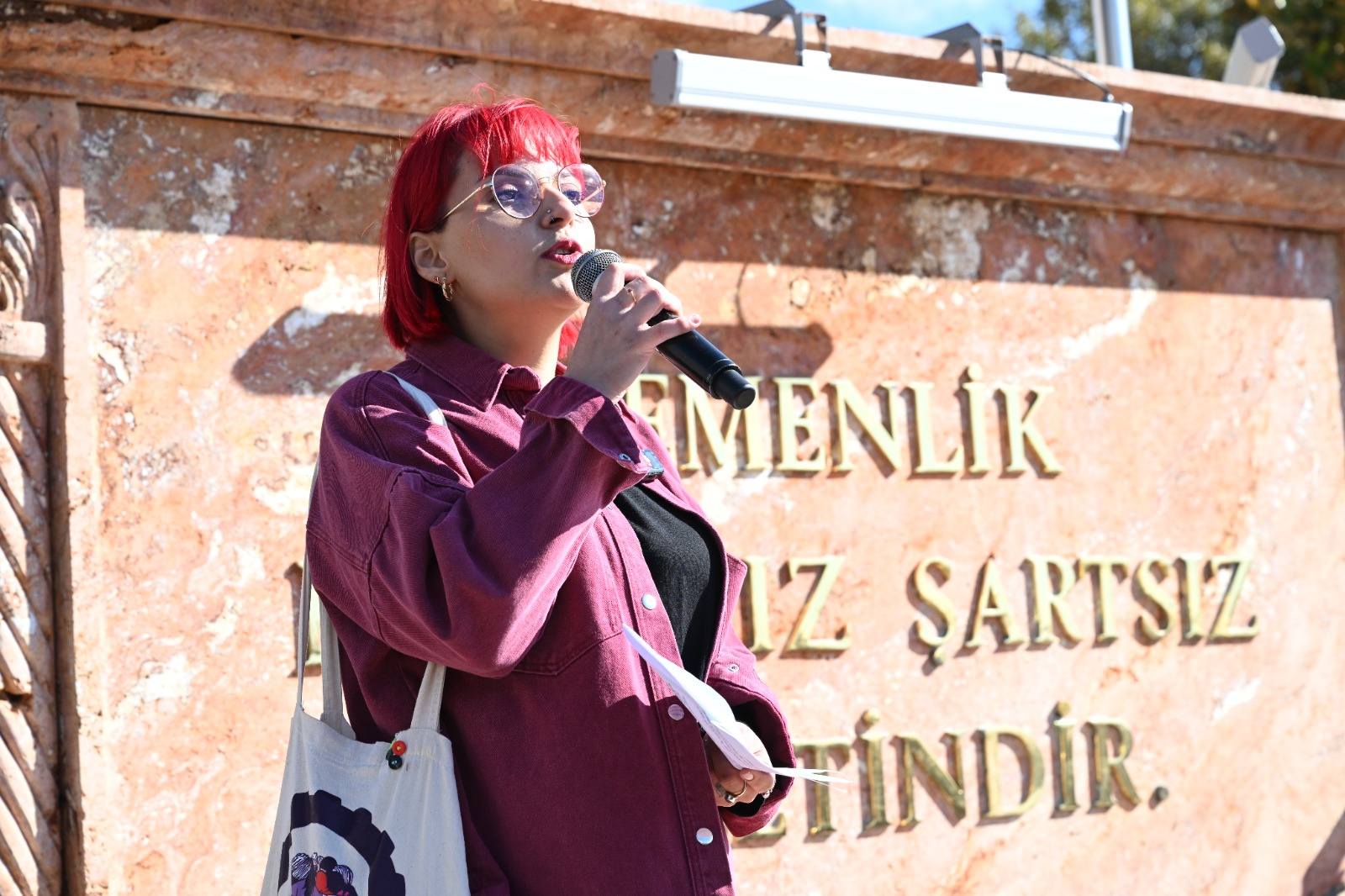 568957880 1529675214734415 3920040856340587547 N