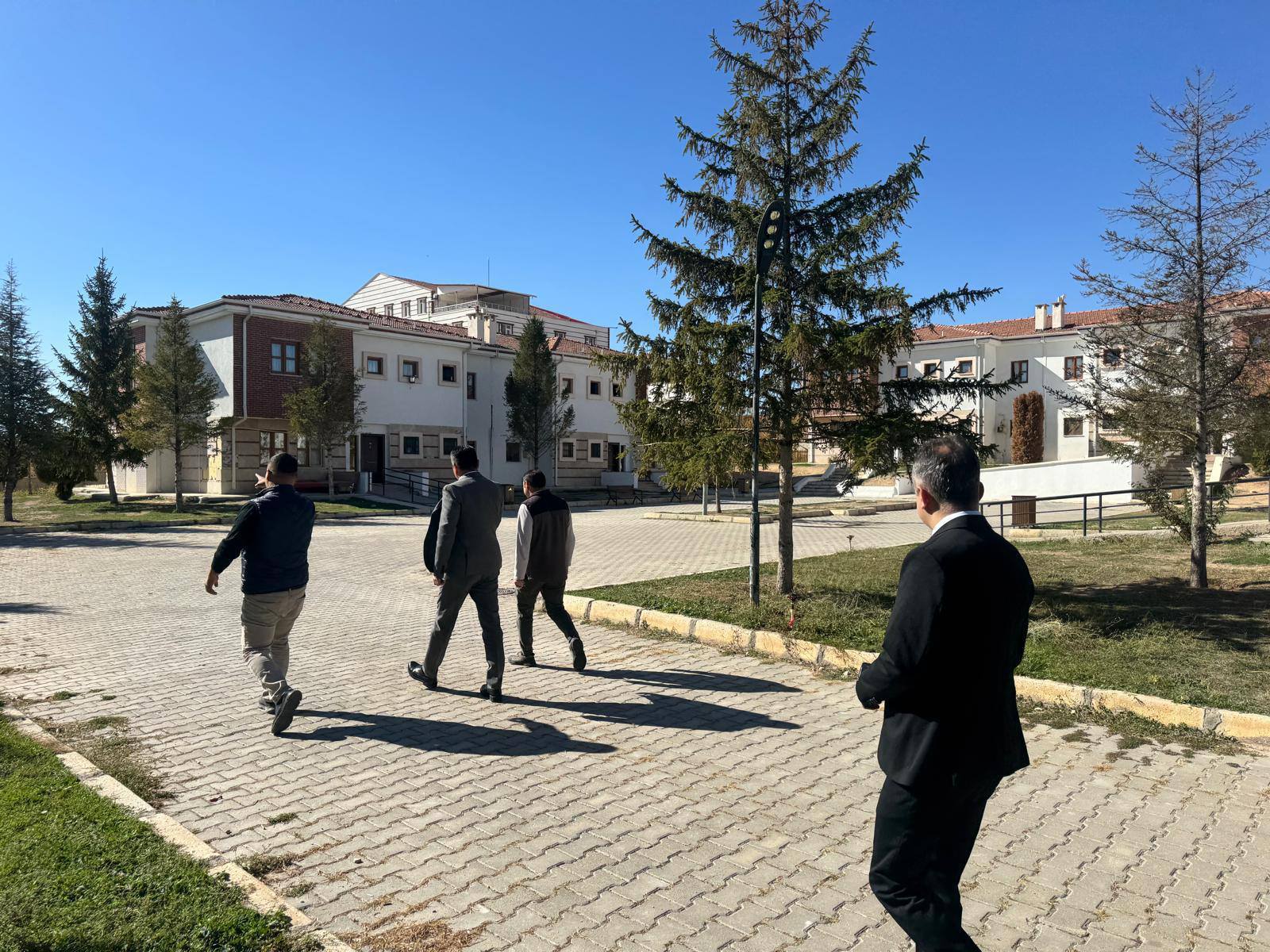 571313768 838237442050011 8295563664377232259 N