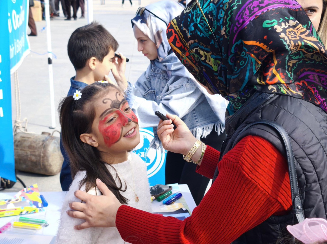 571805597 2704701483216320 4819781624504485672 N