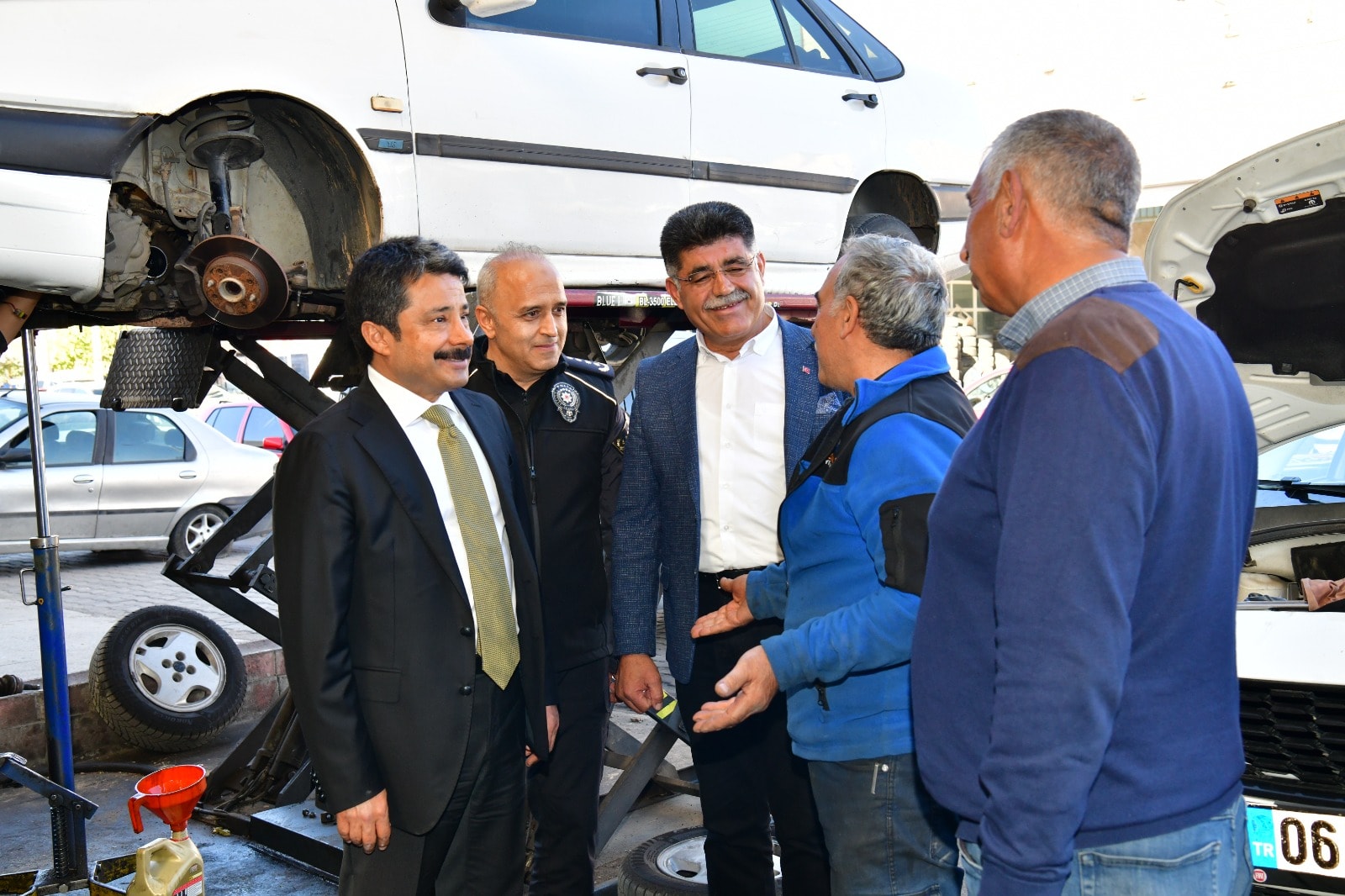 572416709 25329639103321389 4903657262028624452 N