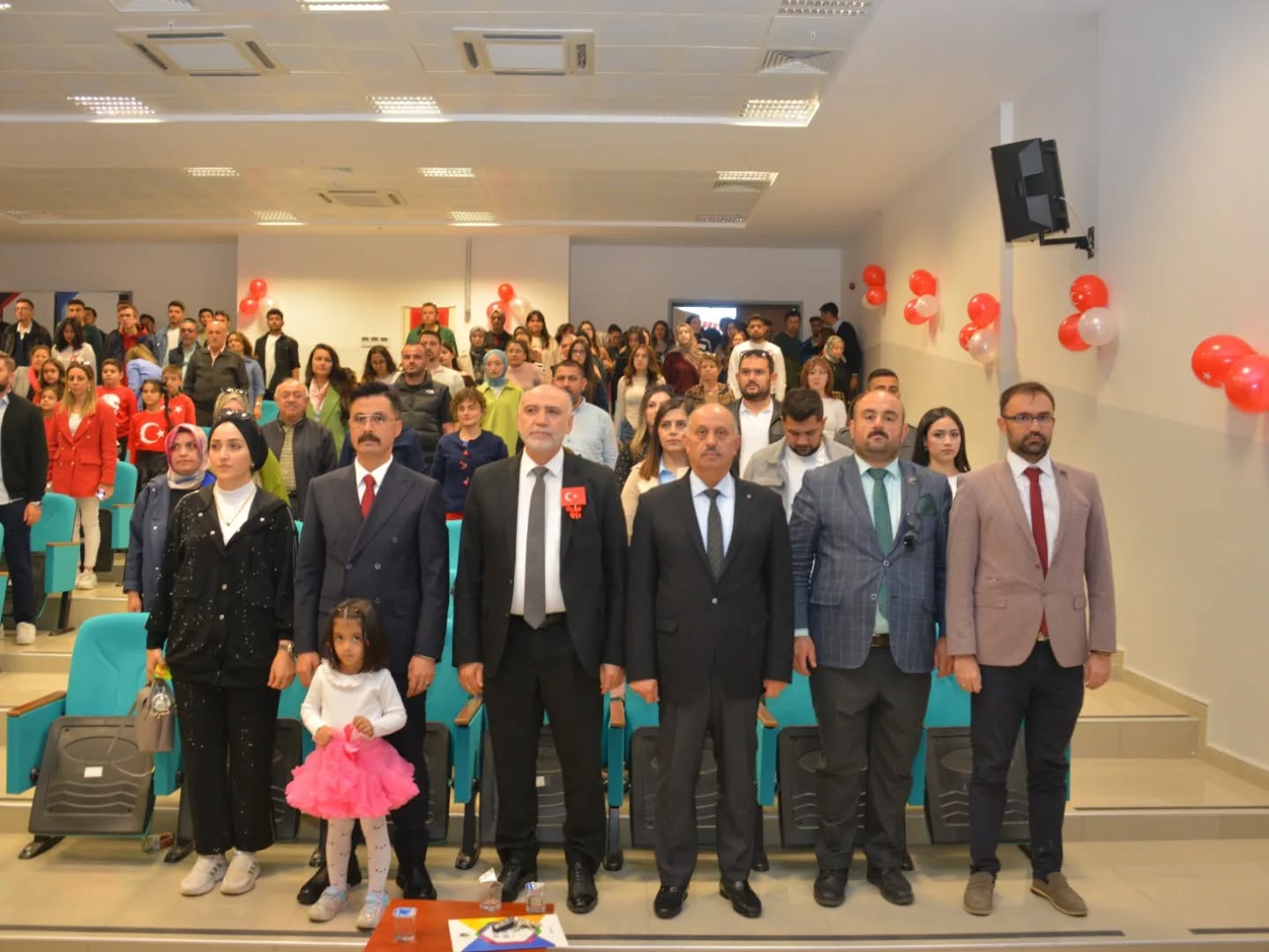 572645118 18427575559111626 8717656890213032757 N