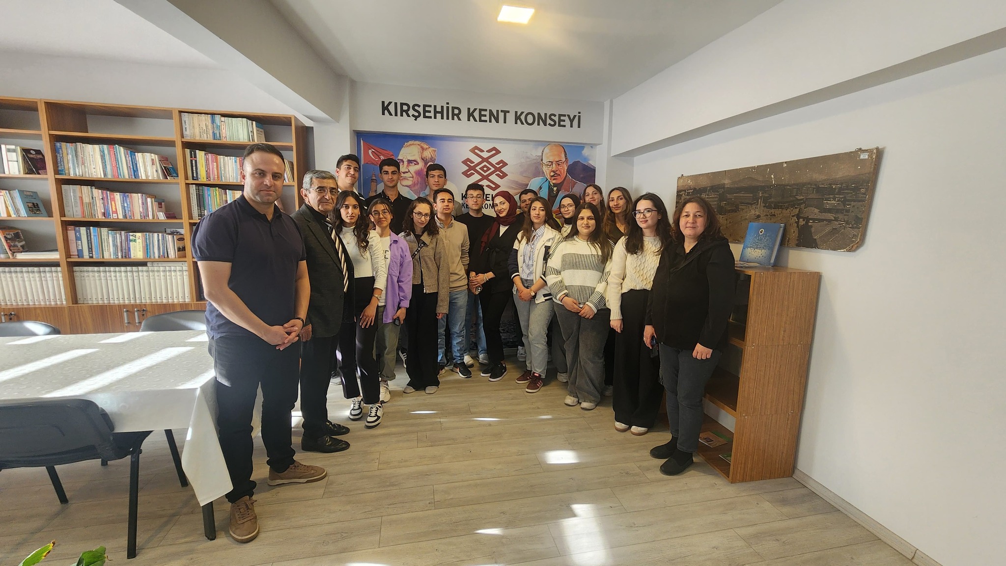 574574090 4040130179537753 3471669730284124447 N