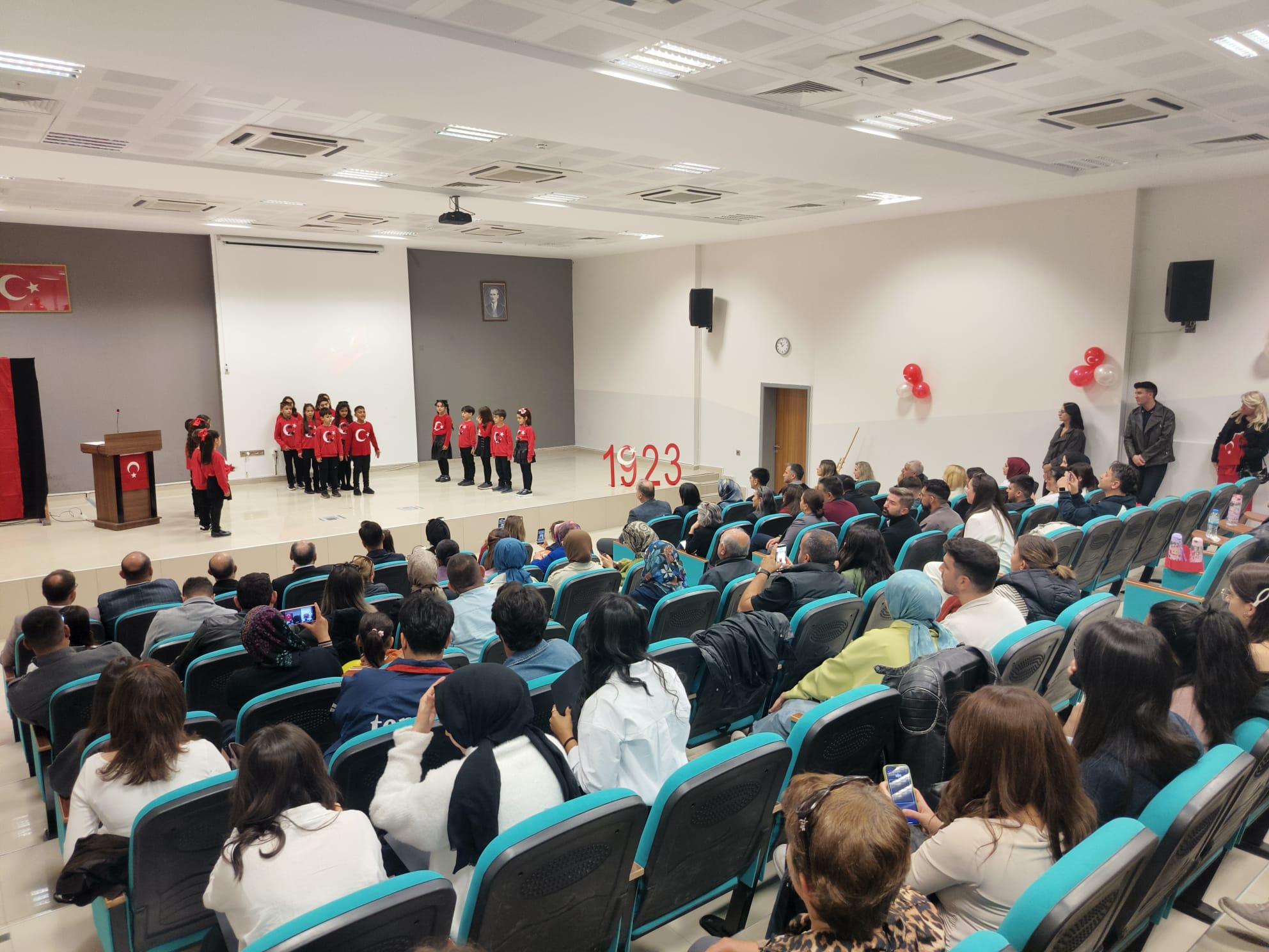 92Efa224 C5B9 43F9 85Ad E889416D69D0