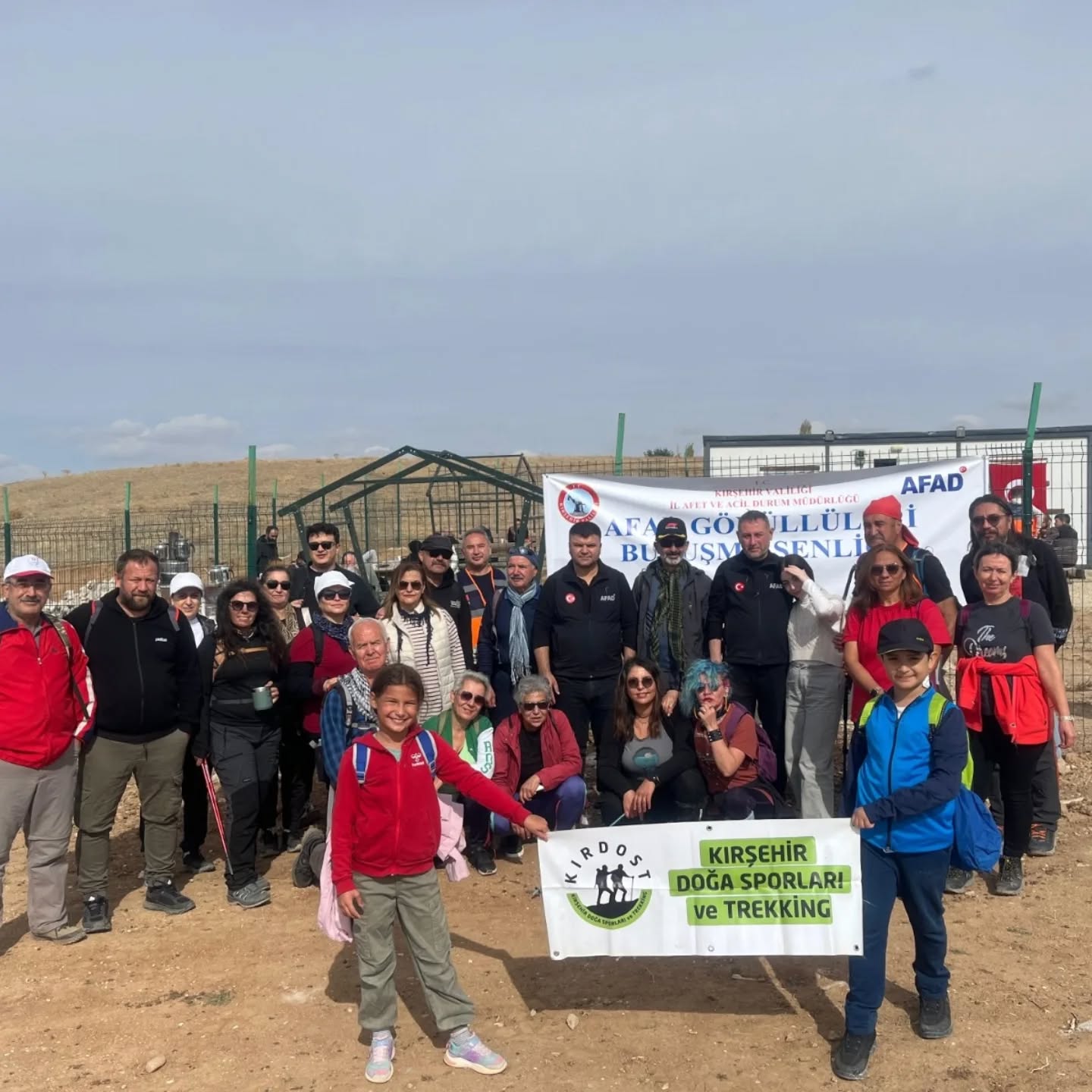 Afad Gönüllüleri Doğaya Fidan Dikerek Çevre Duyarlılığına Katkı Sağladı6