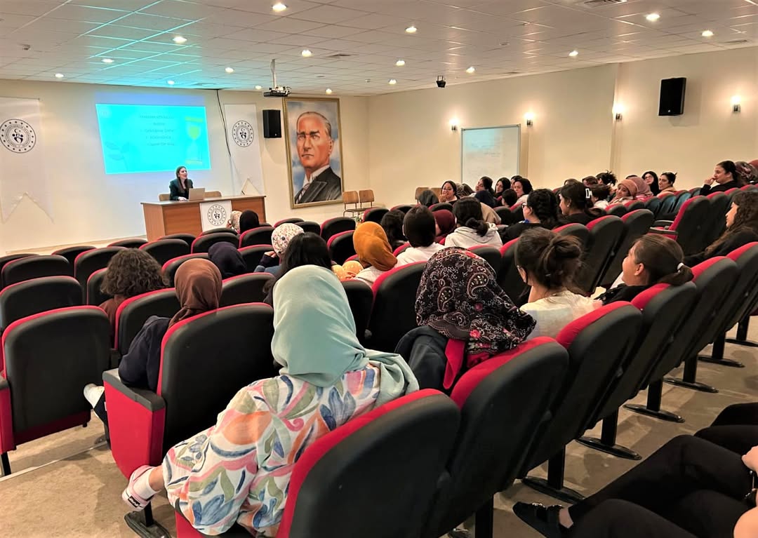 📍Ahi Evran Yurdukurum Psikoloğumuz Tarafından Öğrencilerimize Yönelik Uyum Programları Kapsamın
