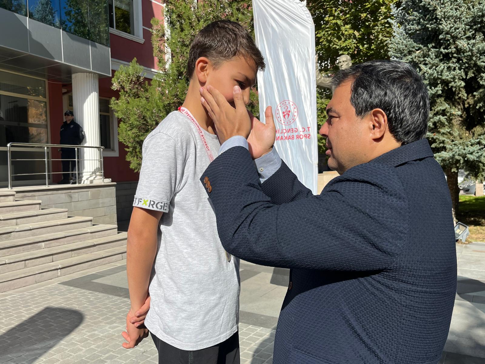 Cumhuriyetin 102. Yılı’na Özel Kros Koşusu Heyecanı Yaşandı (11)