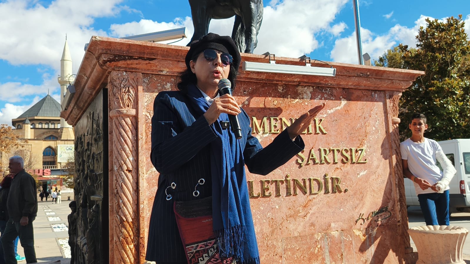 D3B7C6Ed 945A 4E2C Be14 611Ecd6F65A0