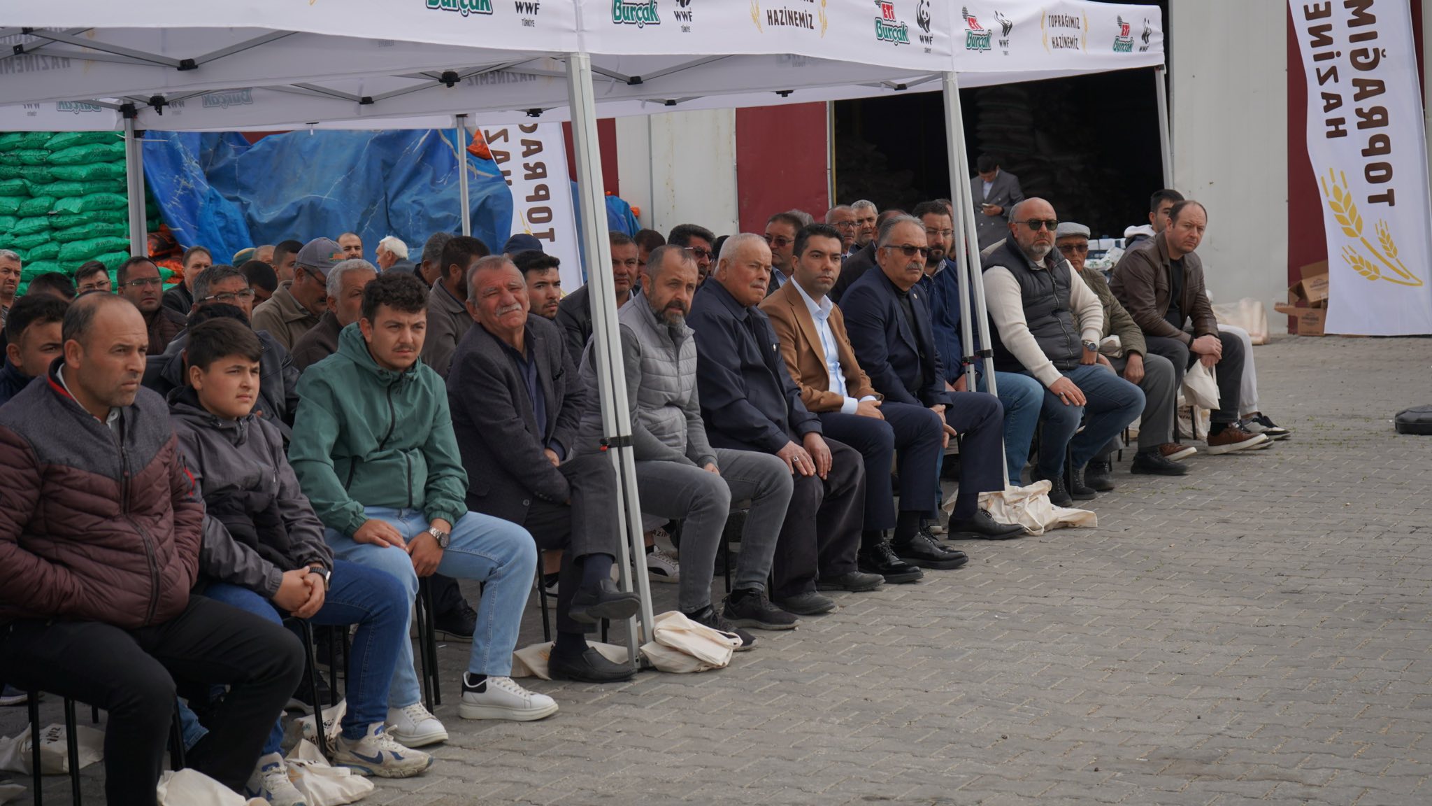 Demirci, Çiftçilerin Yanında2