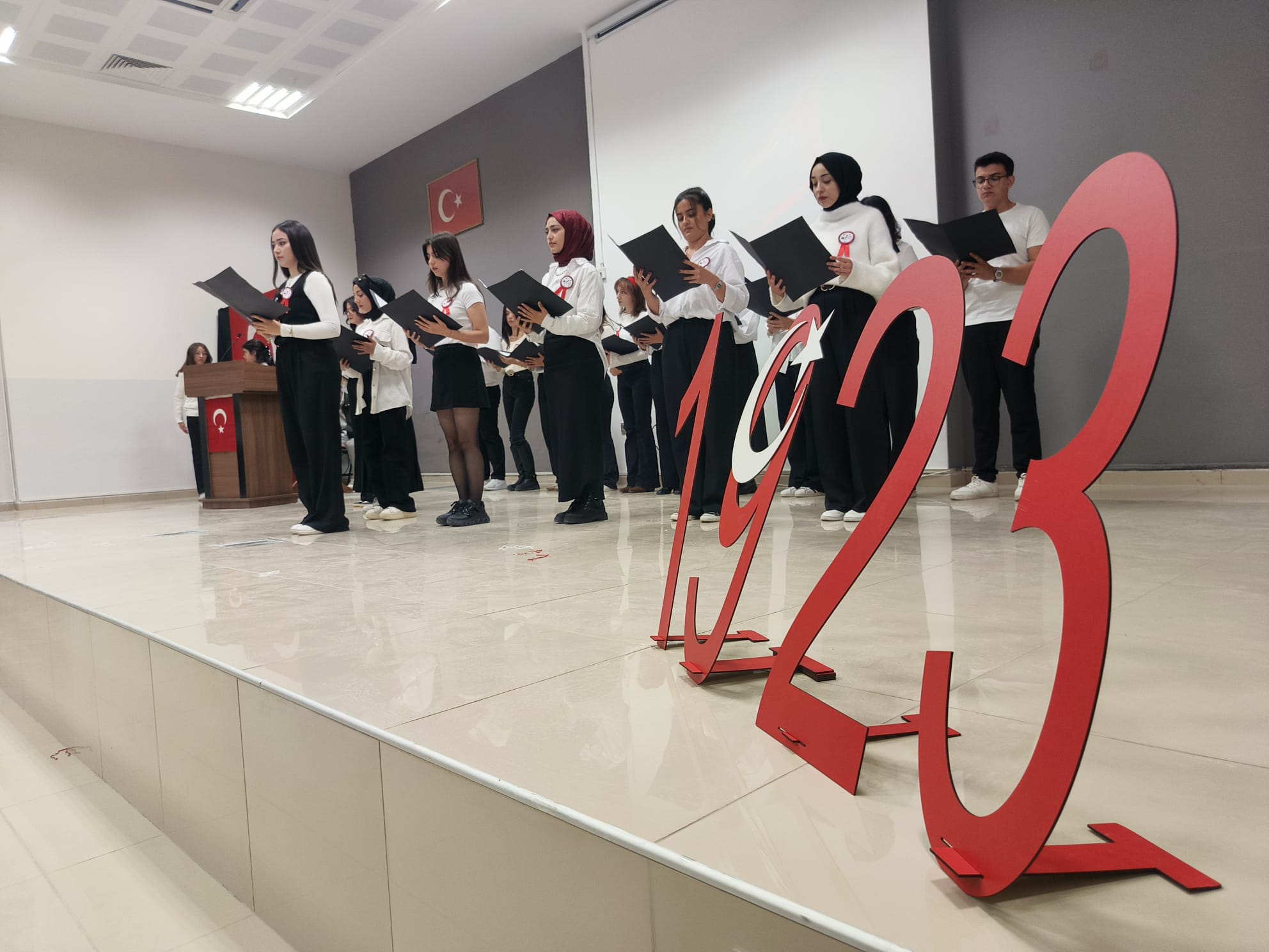 Ebb926B7 280A 4Ae3 A31C C640Aa0F8Fc7