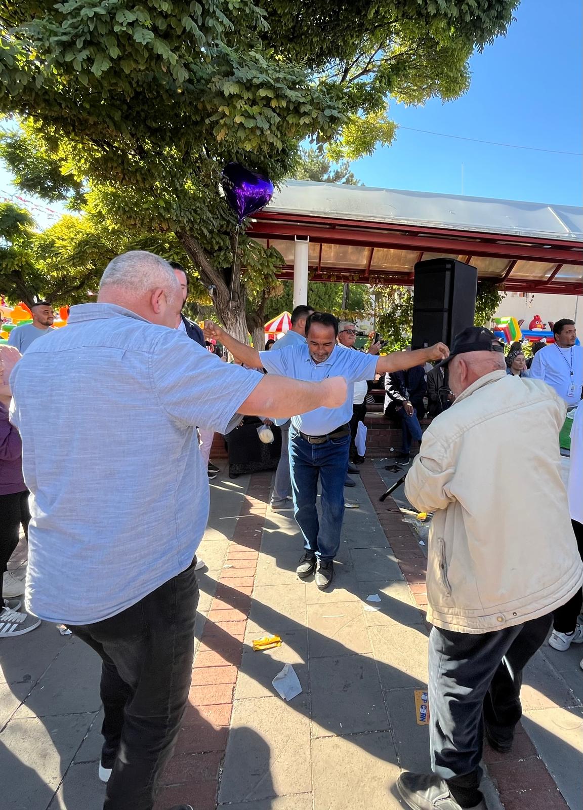 Gençlerin Coşkusu, 34. Ceviz Festivali’ne Renk Kattı (1)