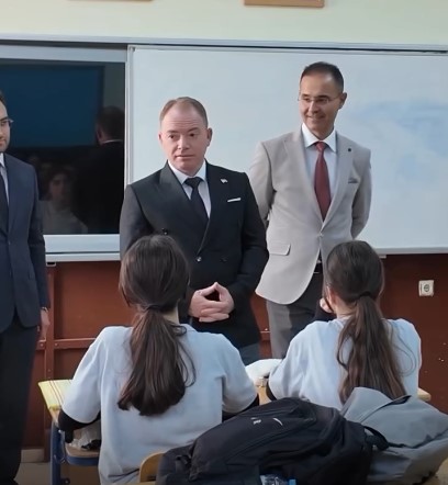 Gülşen, Kaman’da Eğitimde Yenilikleri Yerinde Inceledi (1)