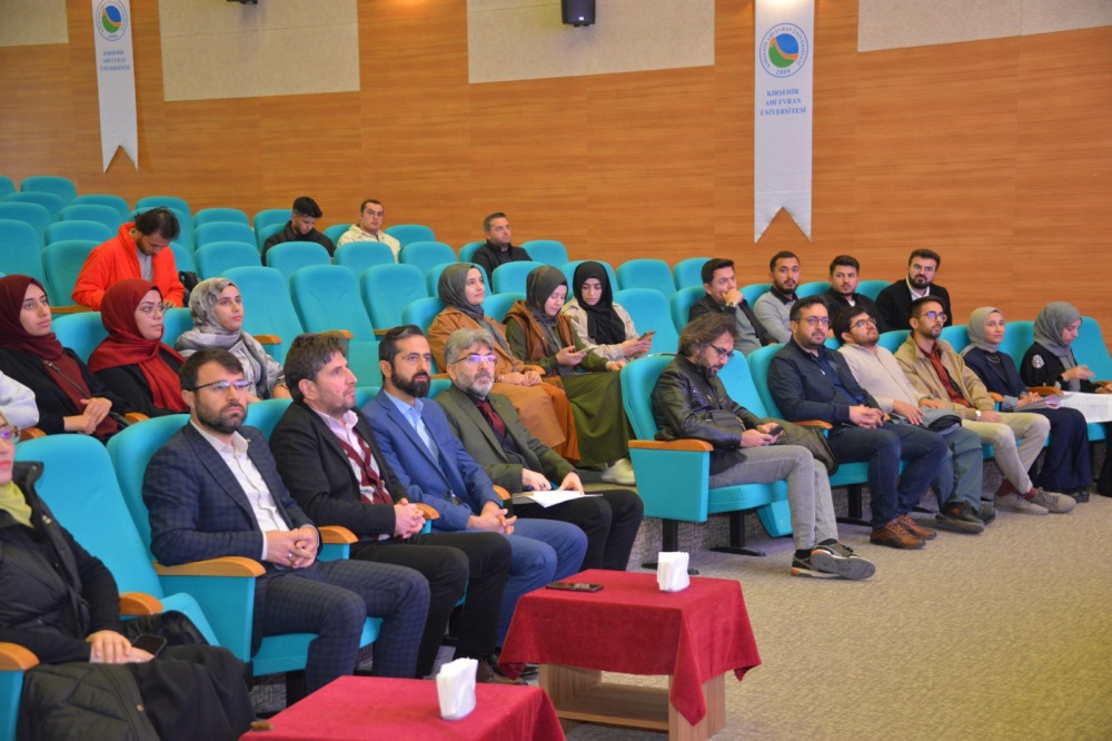 İzzetbegoviç’in Bilgelik Mirası Gençlerle Paylaşıldı1