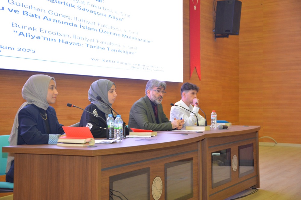 İzzetbegoviç’in Bilgelik Mirası Gençlerle Paylaşıldı2