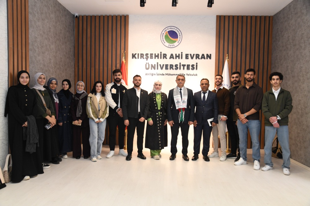 Kırşehir Ahi Evran Üniversitesi Filistinli Öğrencilerin Yanında