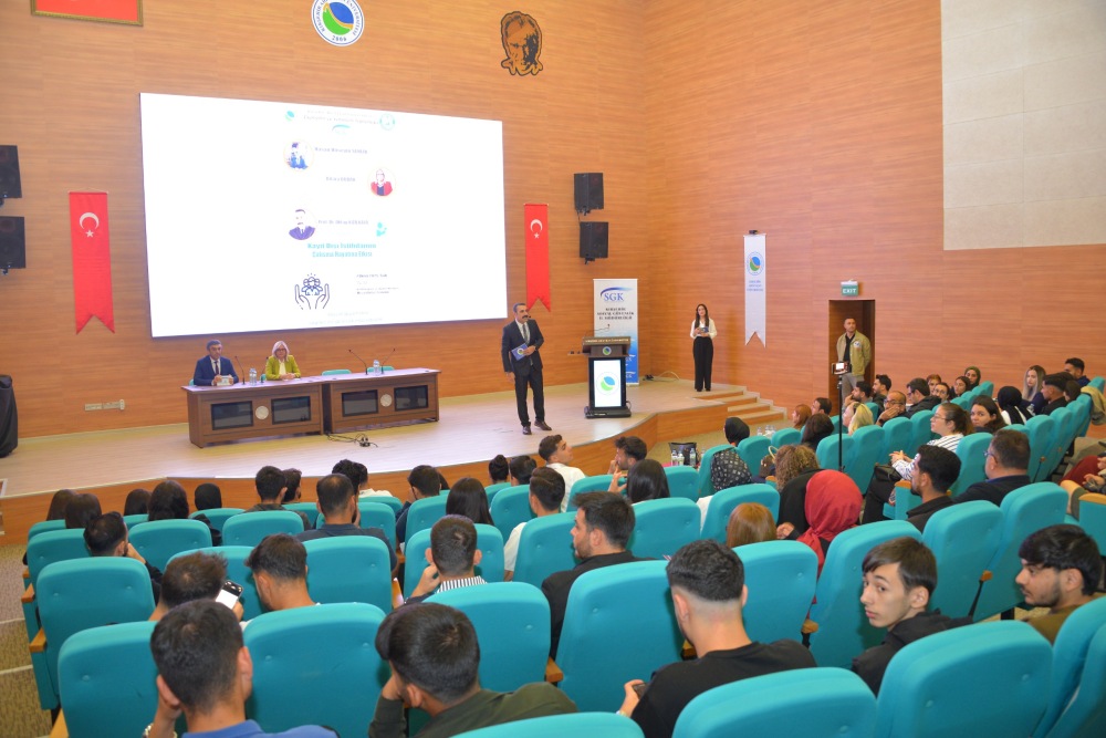 Kırşehir Ahi Evran Üniversitesi’nde Kayıt Dışı Istihdam Tartışıldı4