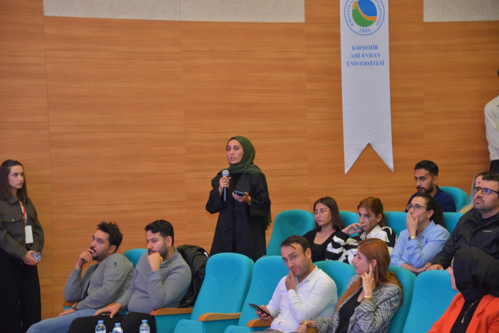 Kırşehir Ahi Evran Üniversitesi’nde Kayıt Dışı Istihdam Tartışıldı5