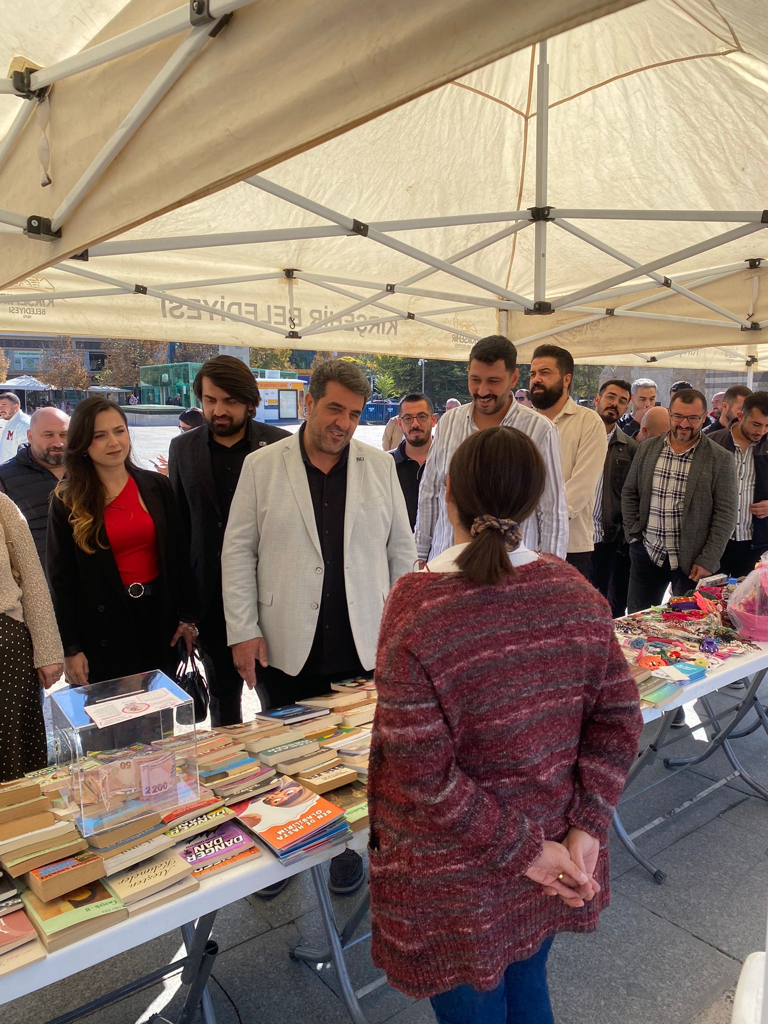 Kırşehir Anahtar Parti Tek Yürek Alya Ay Için