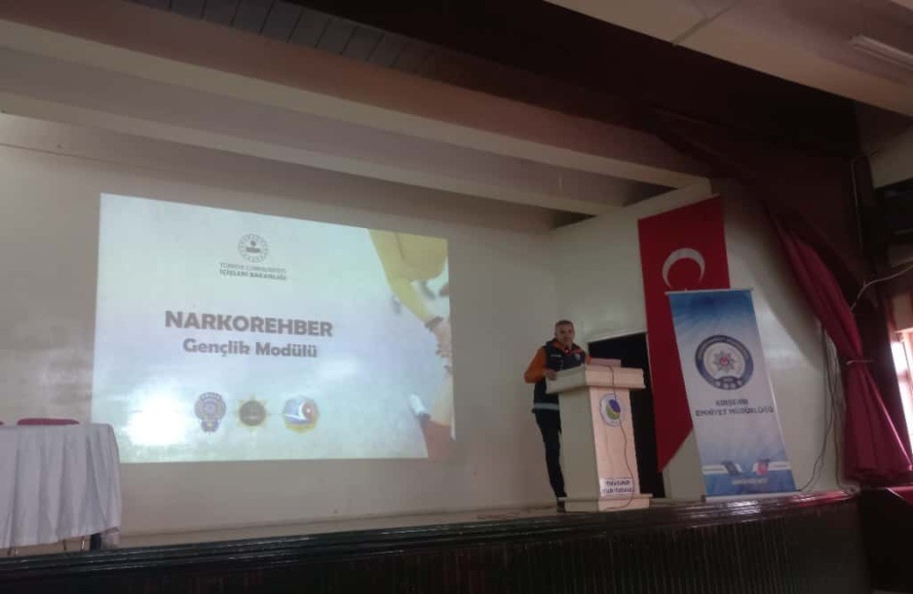 Kırşehir Emniyeti'nden Gençliğe Uzanan Kritik El 1