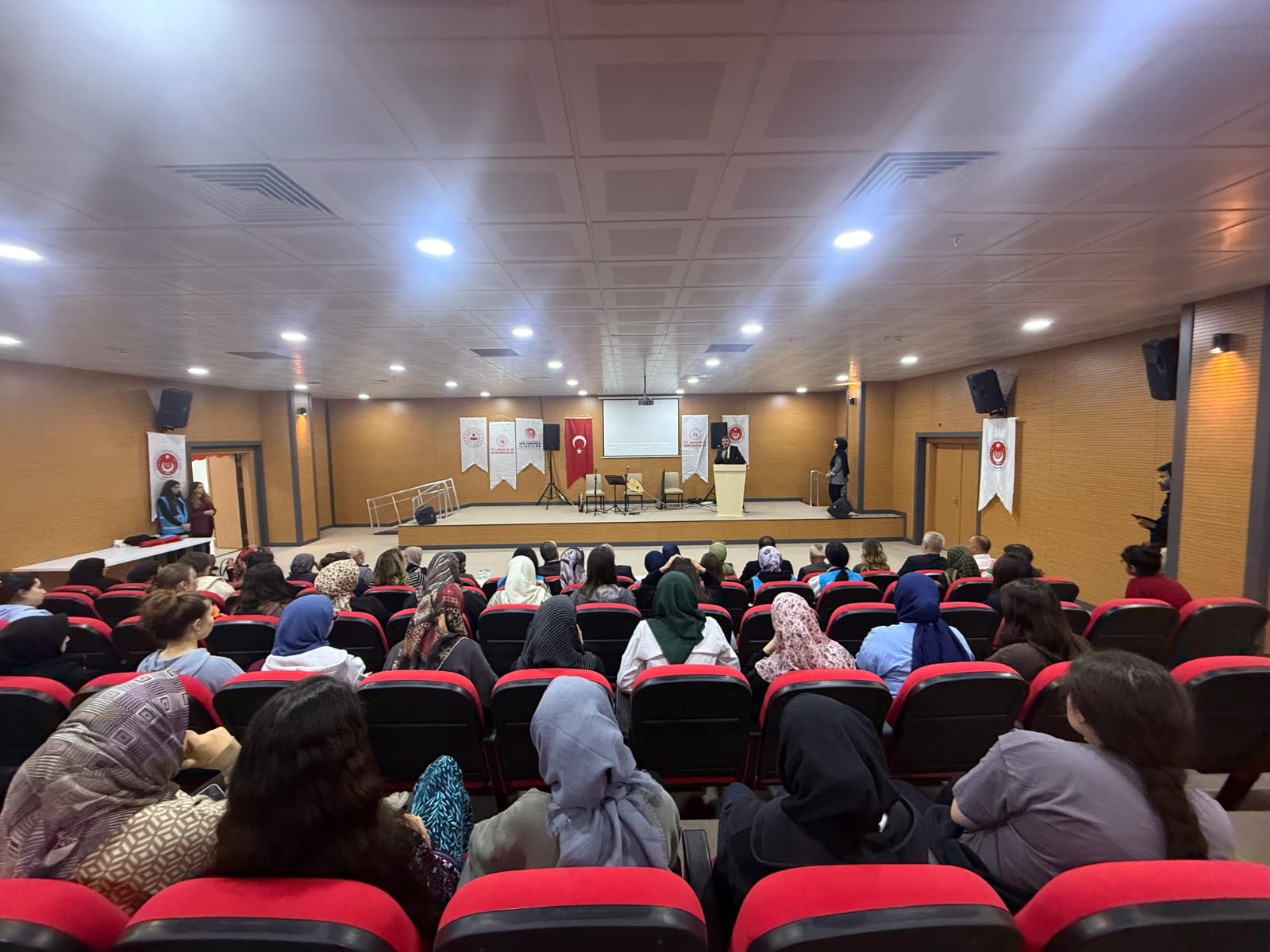 Kırşehir Gençleri Ve Şehit Aileleri Bir Araya Geldi 5