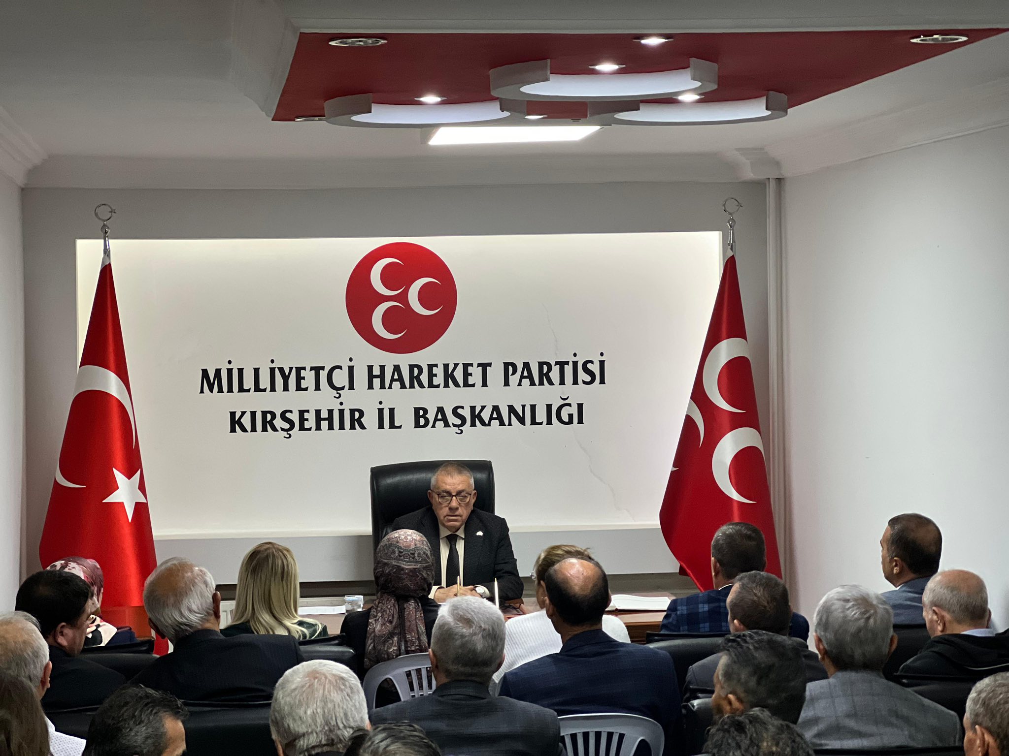 Kırşehir Mhp'de Dev Seferberlik Ilanı