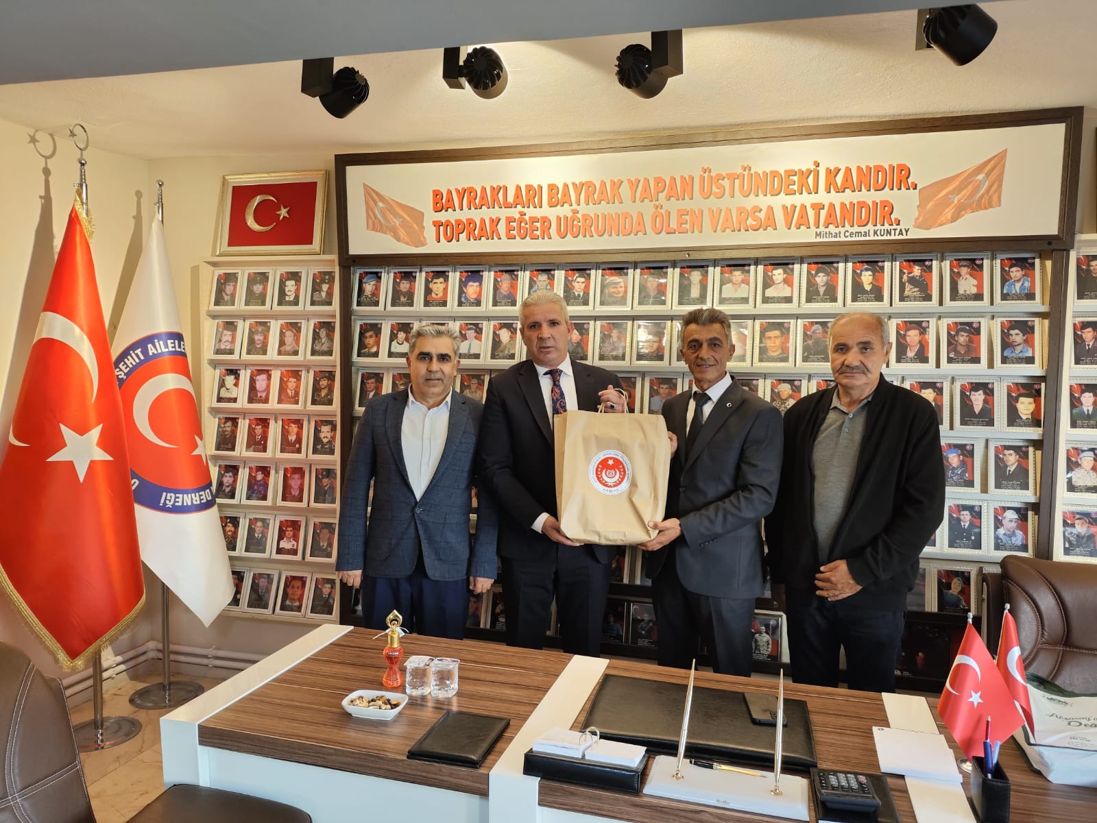 Kırşehir Ve İç Anadolu Şehit Aileleri Niğde’de Buluştu 7