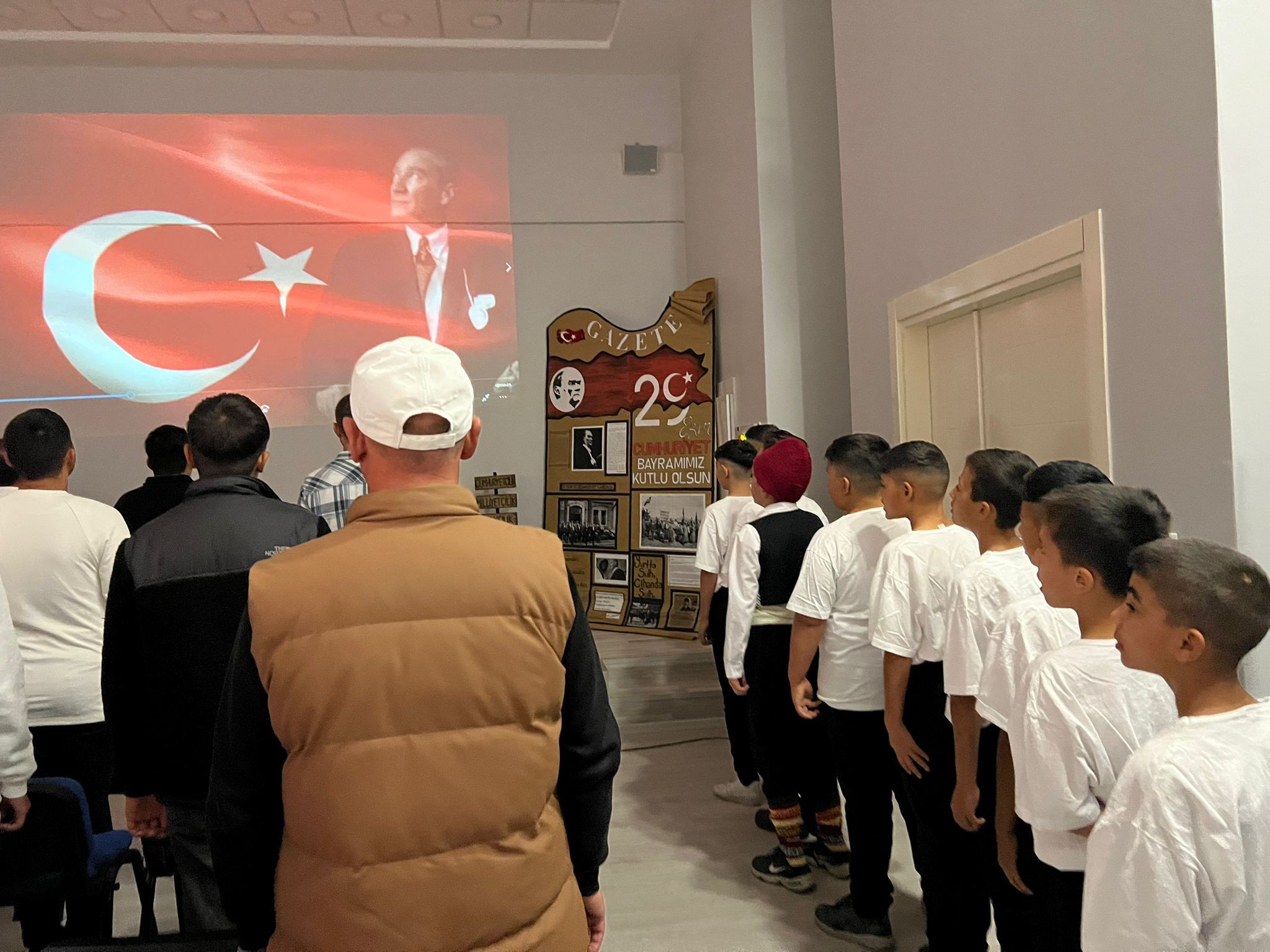 Kırşehir’de Cocuklar Oy Kullandı, Geleceğe Söz Söyledi