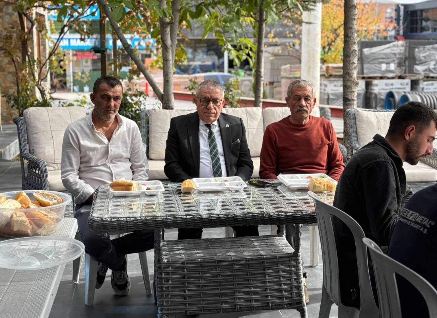 Kırşehir’de Esnaflarla Terörsüz Türkiye Söyleşisi