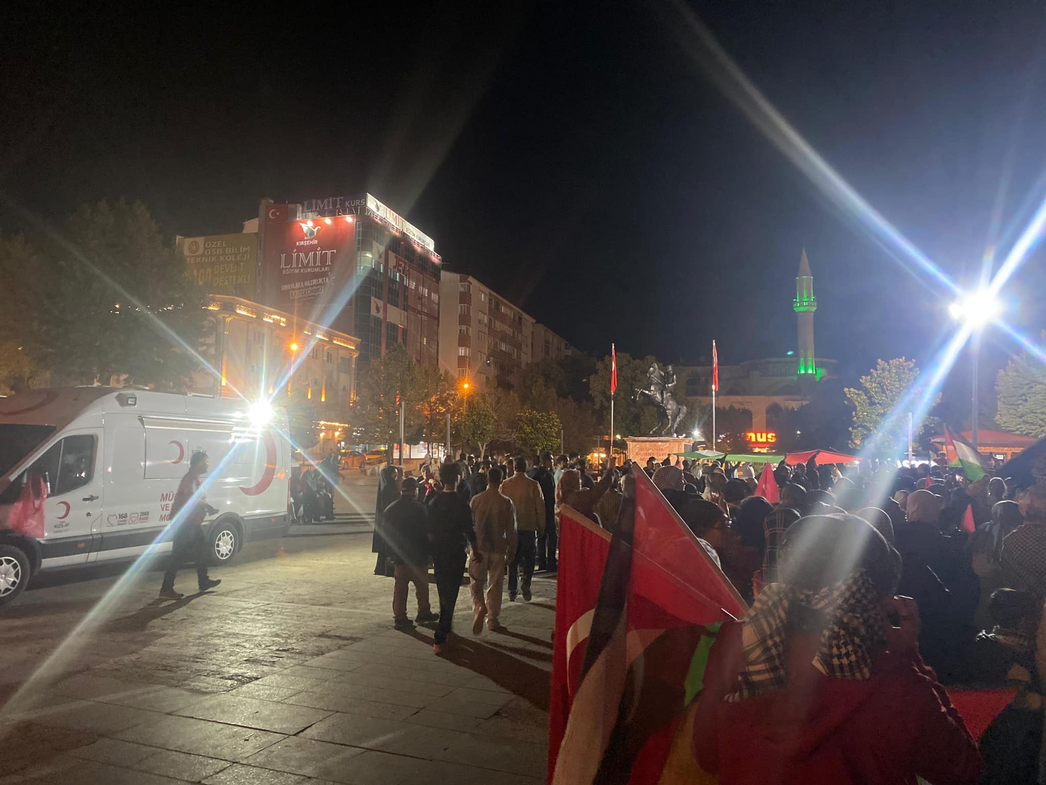 Kırşehir’de Gazze Için Dayanışma Yürüyüşüne Kızılay’dan Destek 1